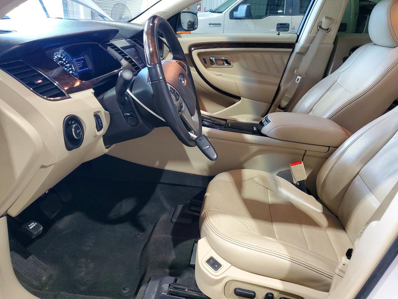 2013 Ford Taurus Limited Белый vin: 1FAHP2F84DG161963