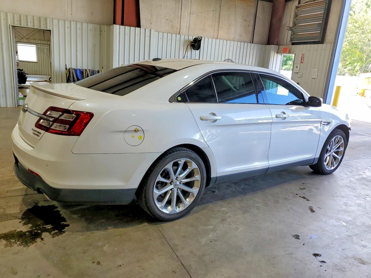 2013 Ford Taurus Limited Белый vin: 1FAHP2F84DG161963