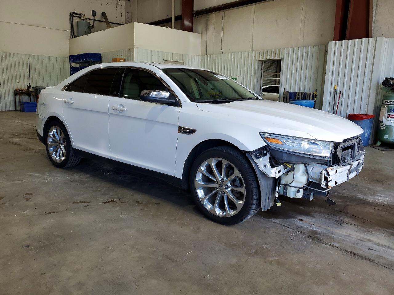 2013 Ford Taurus Limited Белый vin: 1FAHP2F84DG161963