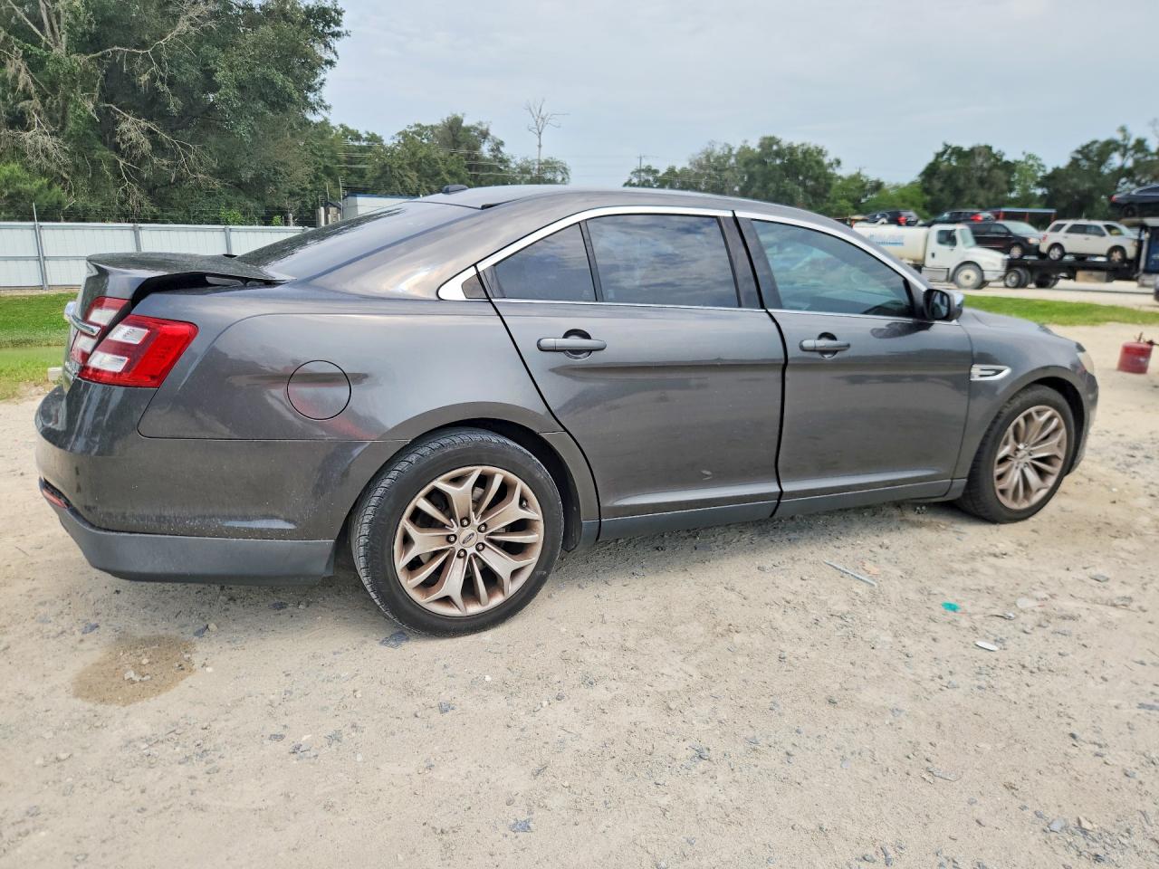 2015 Ford Taurus Limited Gray vin: 1FAHP2F84FG105931