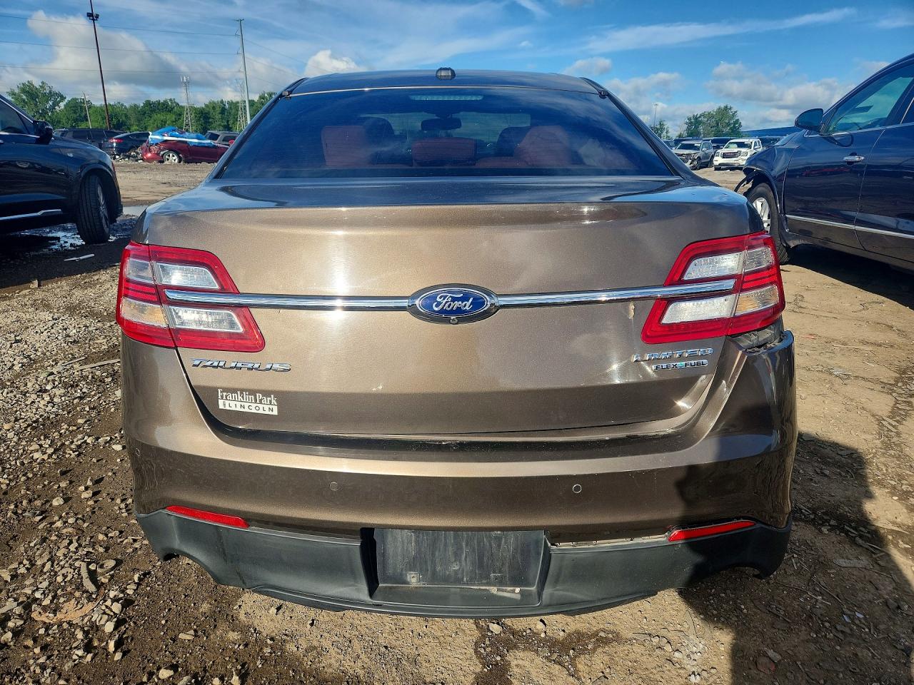 2015 Ford Taurus Limited Brown vin: 1FAHP2F84FG116332