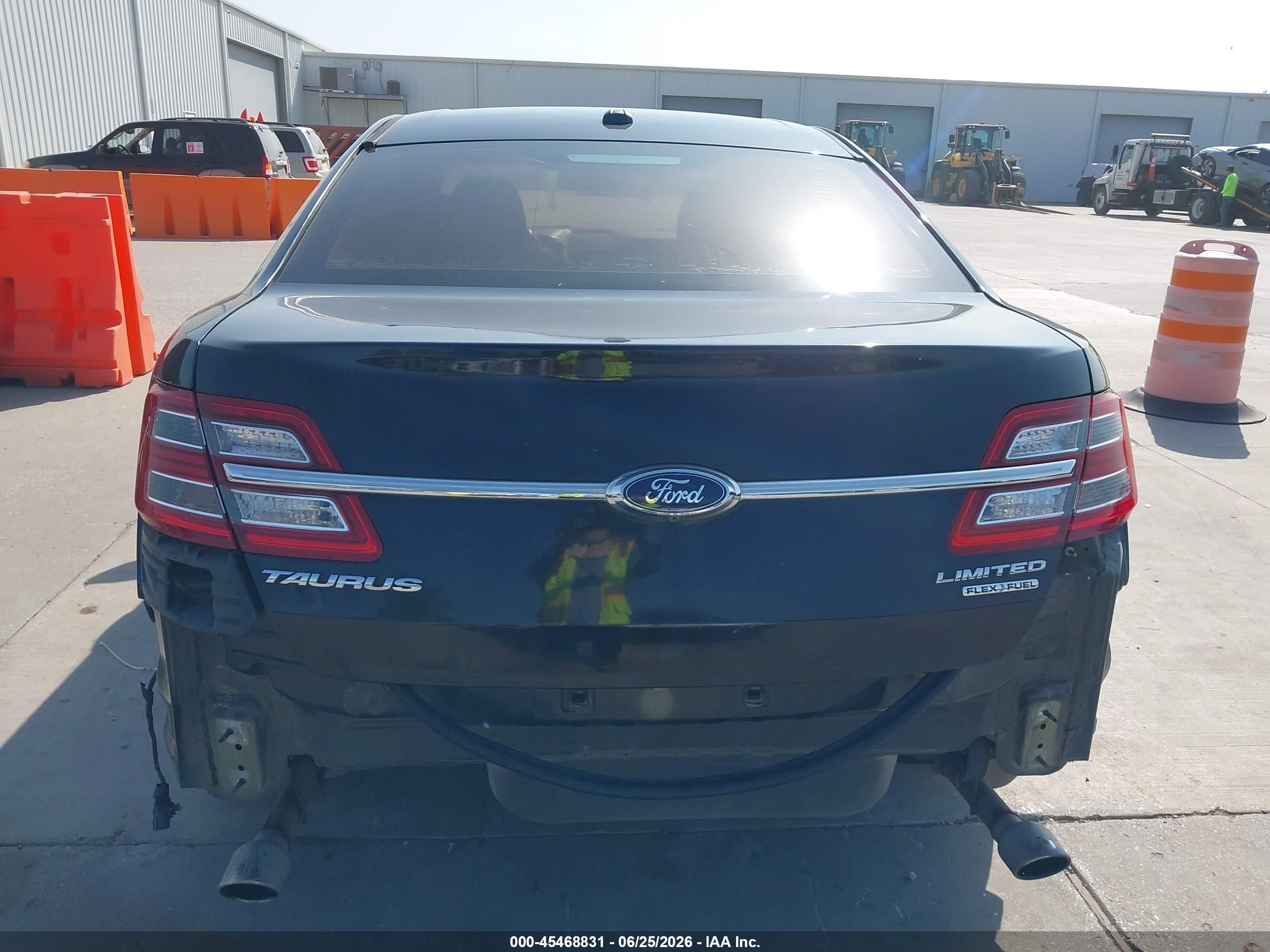 2015 Ford Taurus Limited Black vin: 1FAHP2F84FG171394