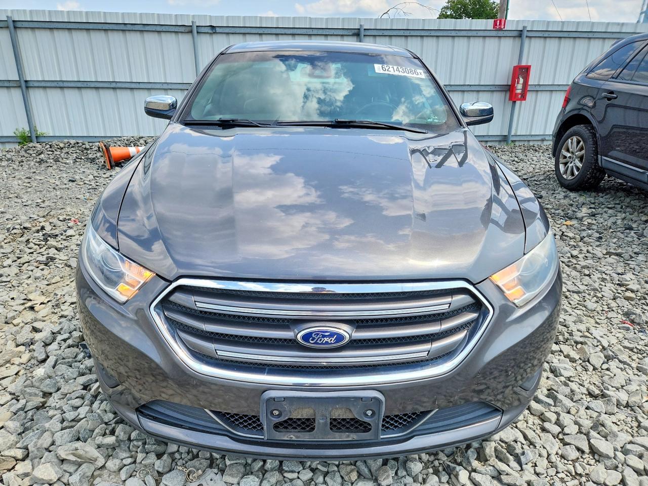 2015 Ford Taurus Limited Gray vin: 1FAHP2F84FG174067