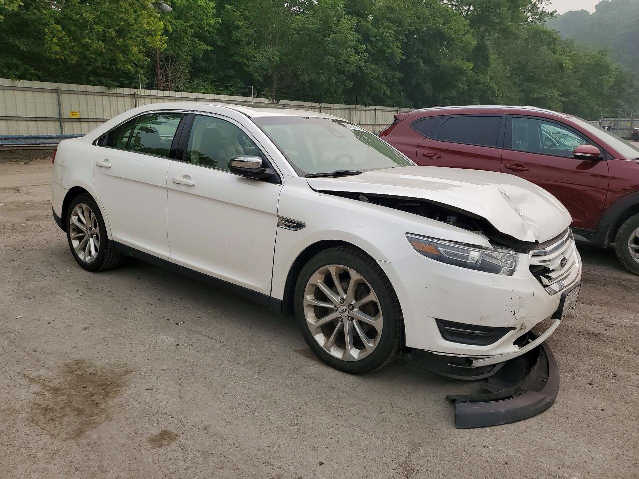 2015 Ford Taurus Limited White vin: 1FAHP2F84FG174568