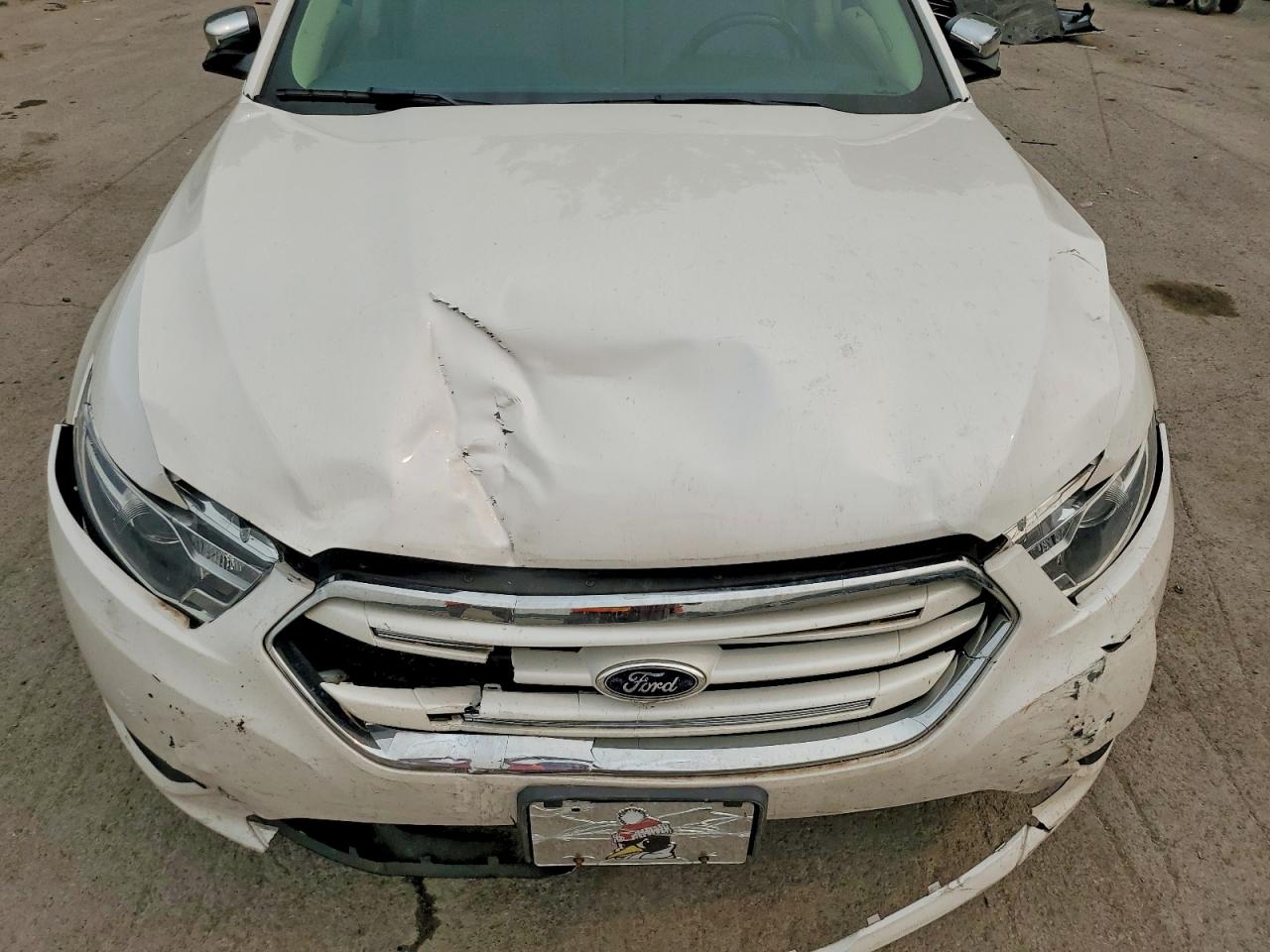 2015 Ford Taurus Limited White vin: 1FAHP2F84FG174568