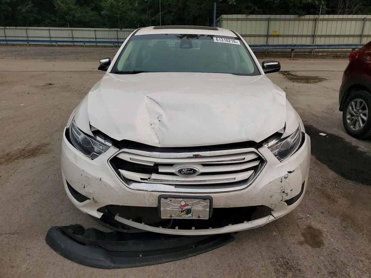 2015 Ford Taurus Limited White vin: 1FAHP2F84FG174568