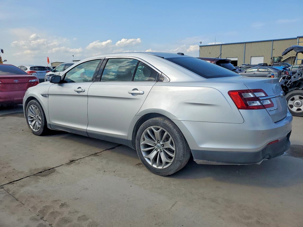 2014 Ford Taurus Limited Silver vin: 1FAHP2F85EG163481