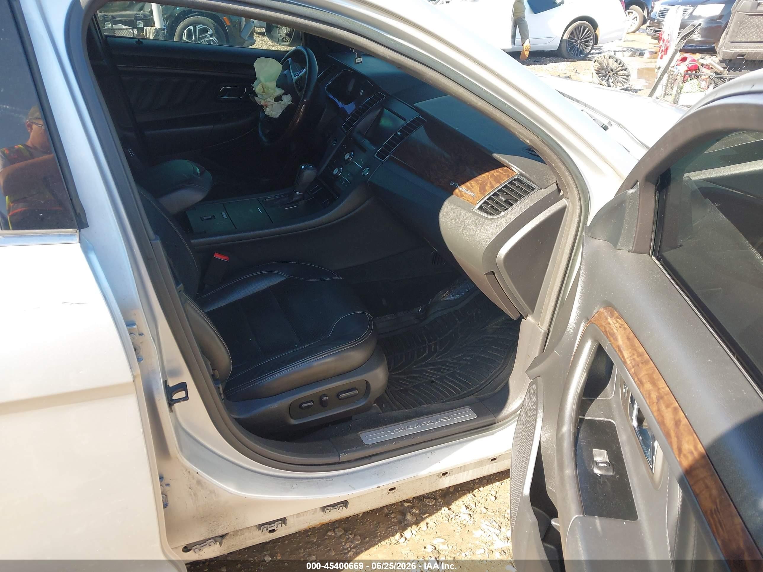 2014 Ford Taurus Limited Silver vin: 1FAHP2F85EG163612