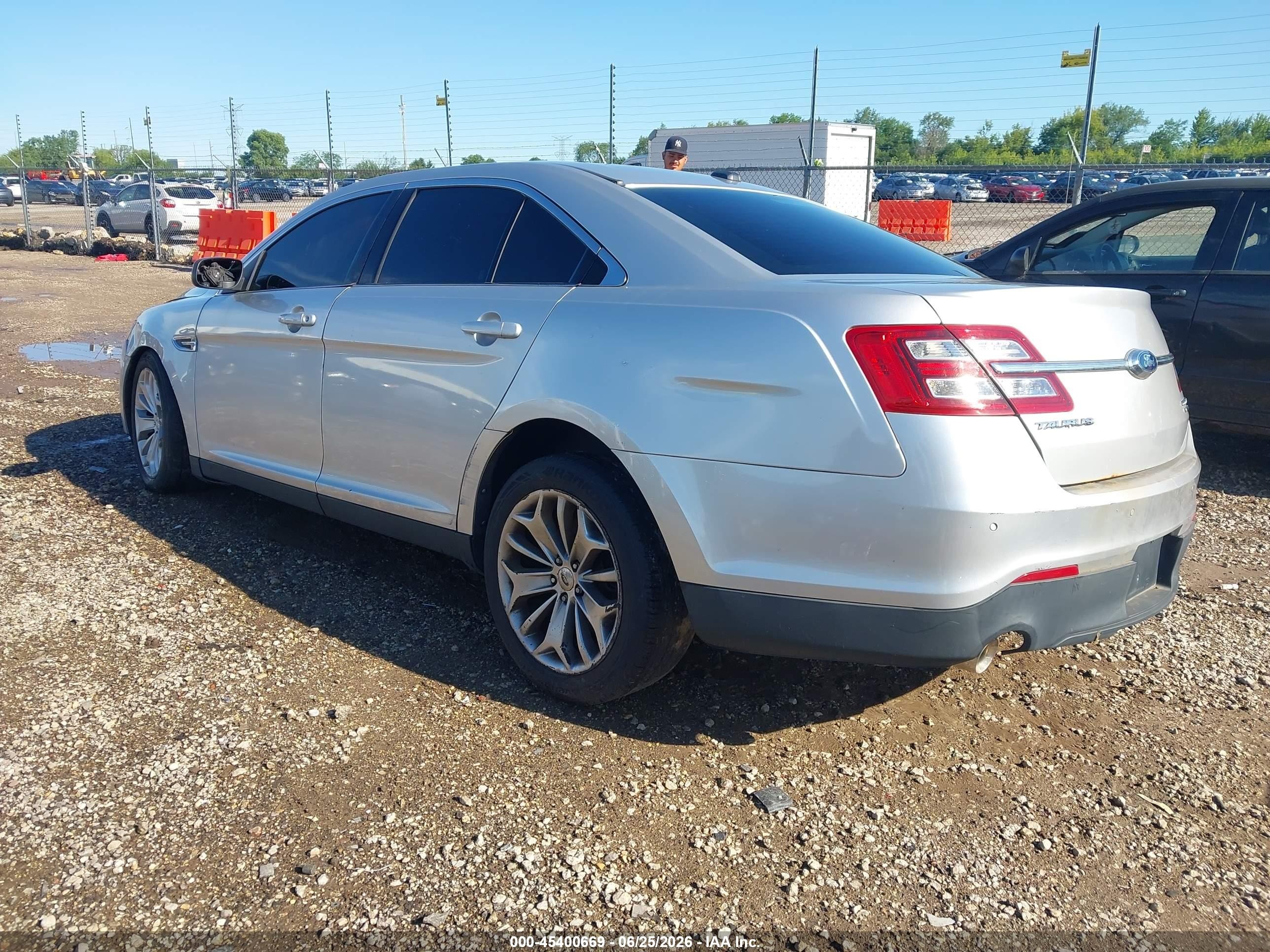 2014 Ford Taurus Limited Silver vin: 1FAHP2F85EG163612