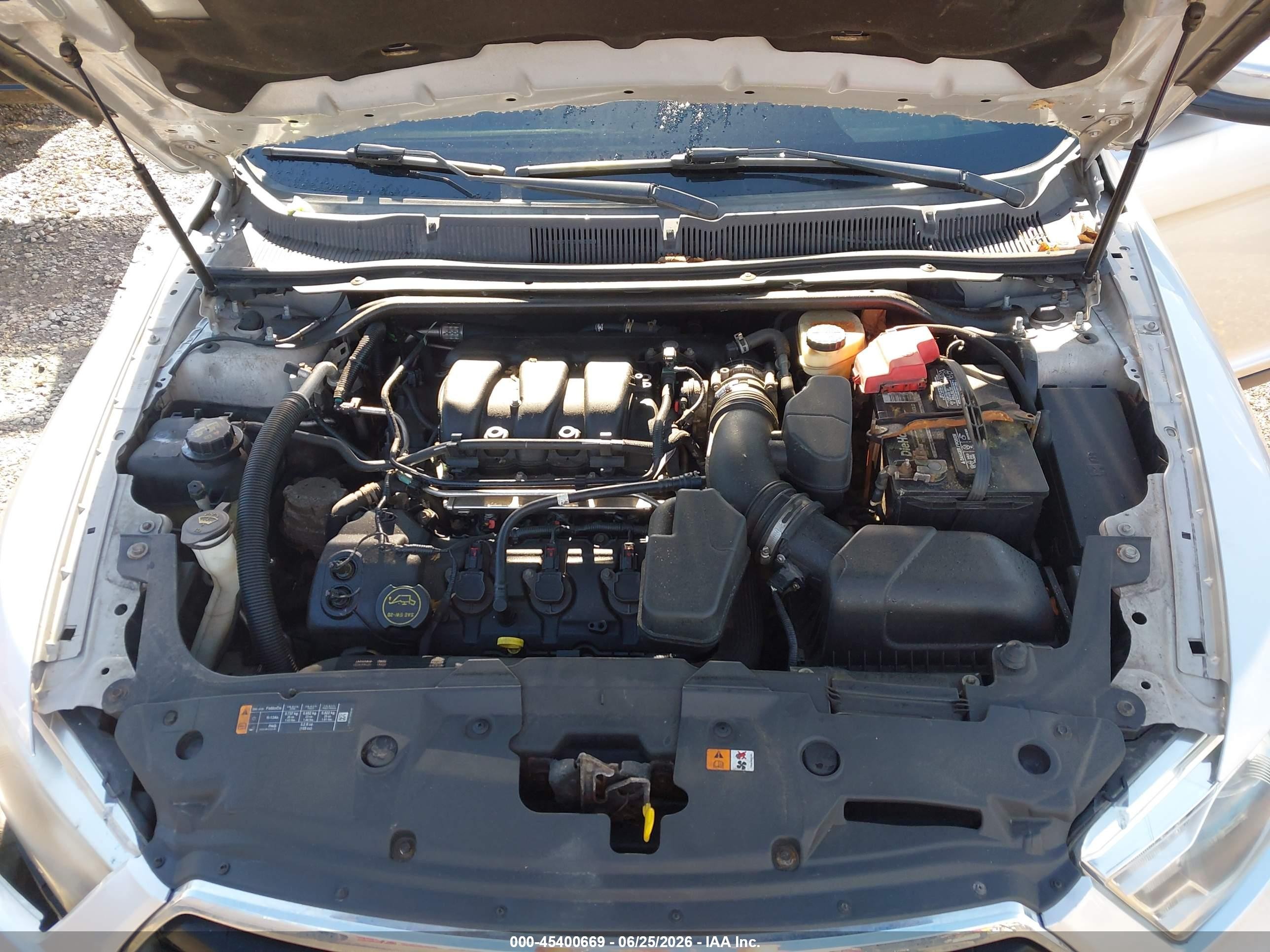 2014 Ford Taurus Limited Silver vin: 1FAHP2F85EG163612