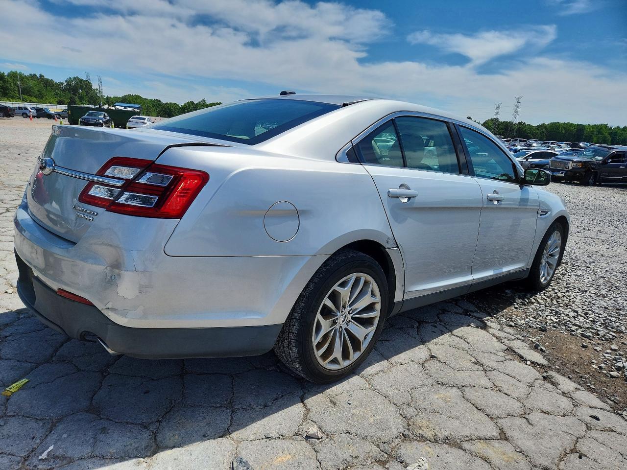 2014 Ford Taurus Limited Silver vin: 1FAHP2F85EG171001