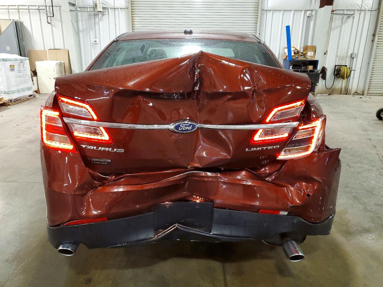 2015 Ford Taurus Limited Maroon vin: 1FAHP2F85FG101242