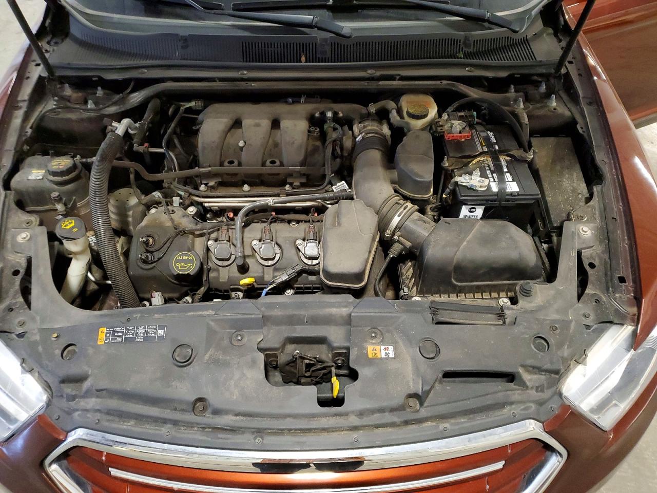 2015 Ford Taurus Limited Maroon vin: 1FAHP2F85FG101242