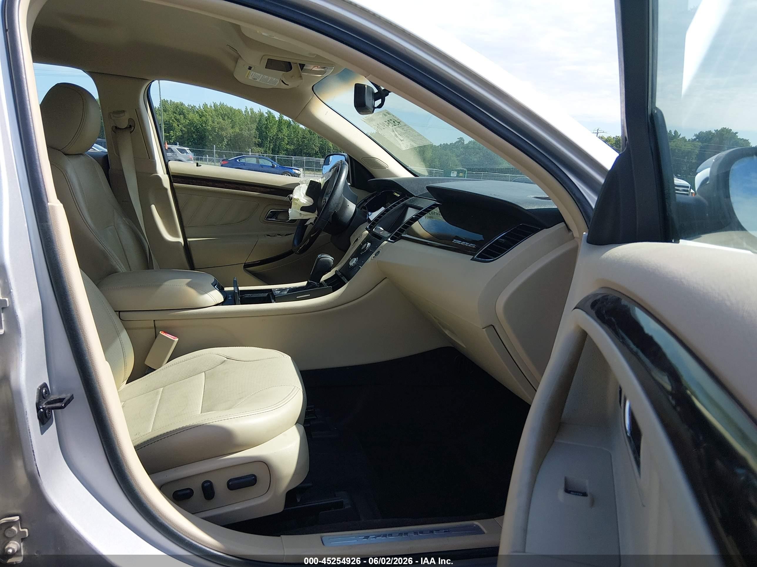 2015 Ford Taurus Limited Silver vin: 1FAHP2F85FG108871
