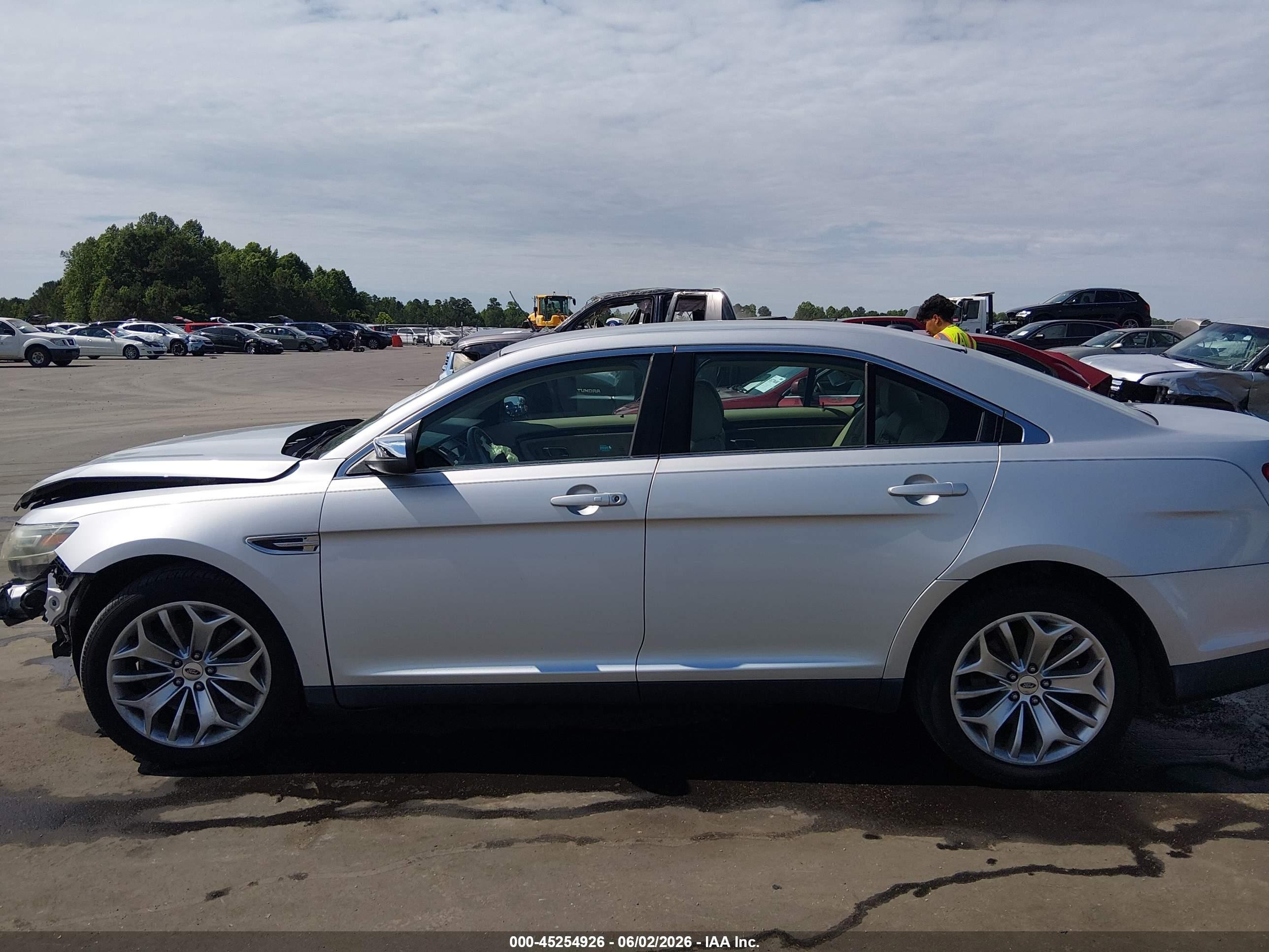 2015 Ford Taurus Limited Silver vin: 1FAHP2F85FG108871