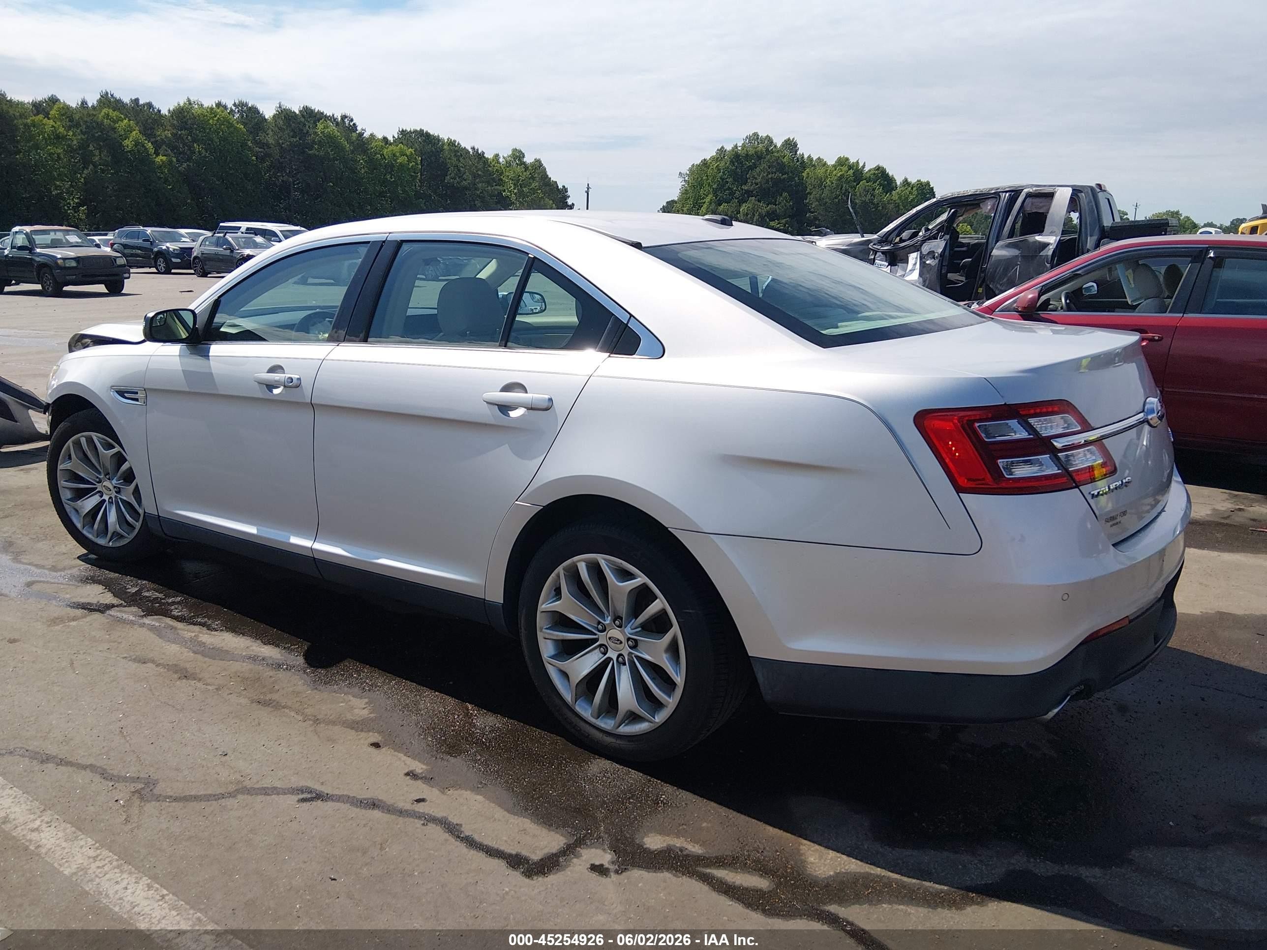 2015 Ford Taurus Limited Silver vin: 1FAHP2F85FG108871