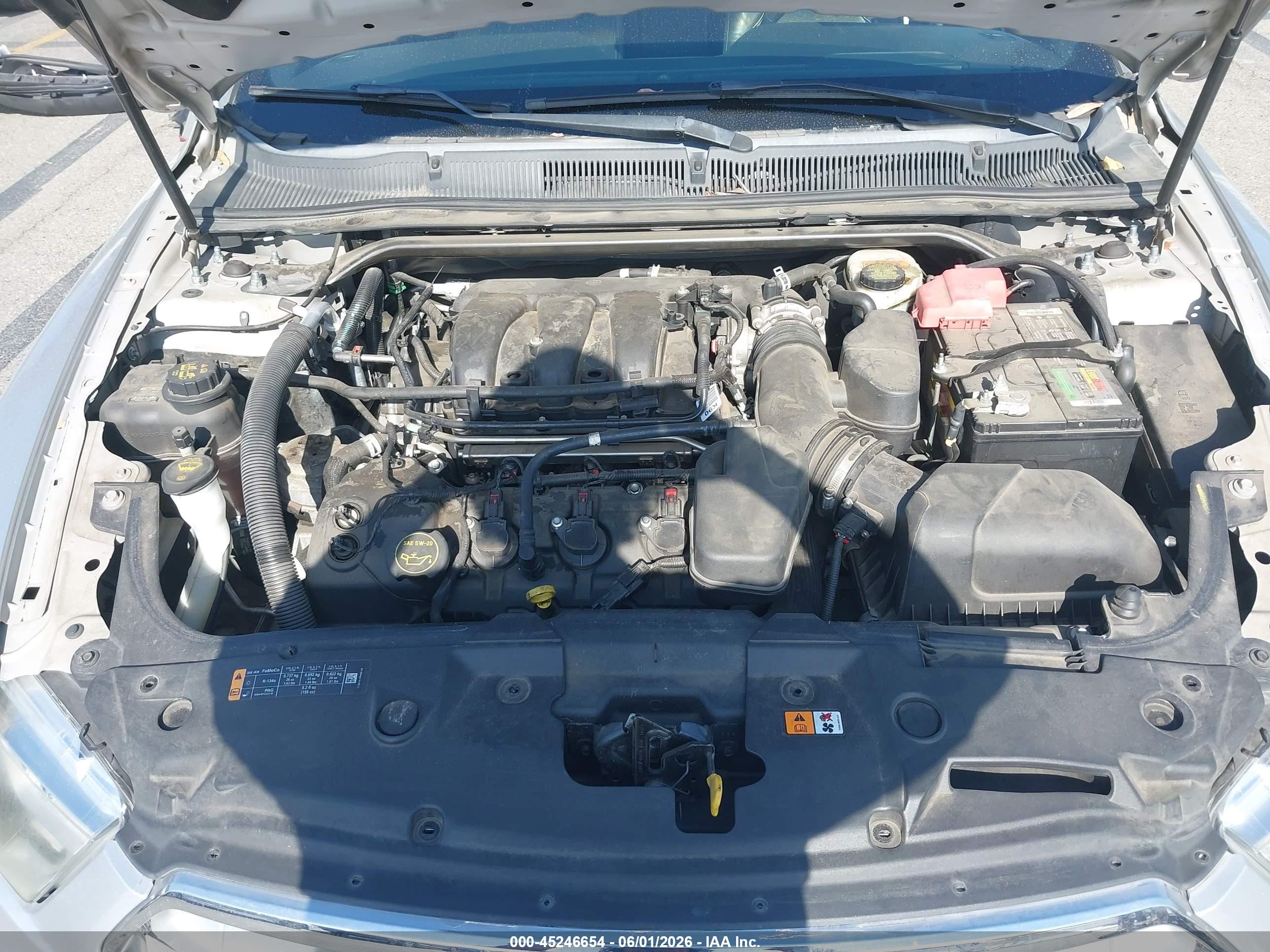 2015 Ford Taurus Limited Серебряный vin: 1FAHP2F85FG144530