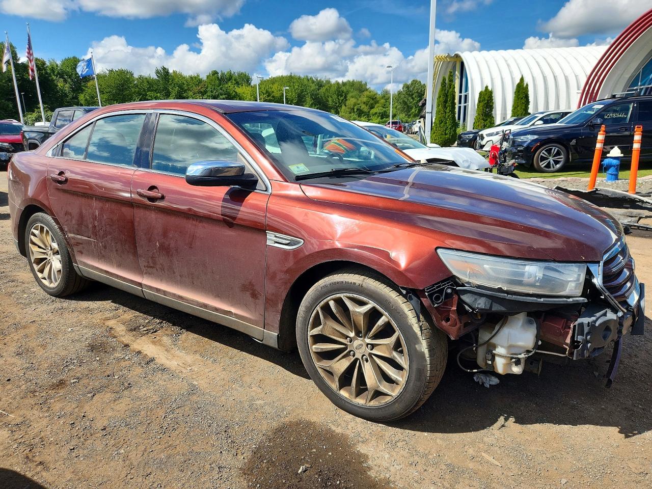 2015 Ford Taurus Limited Burgundy vin: 1FAHP2F85FG152076