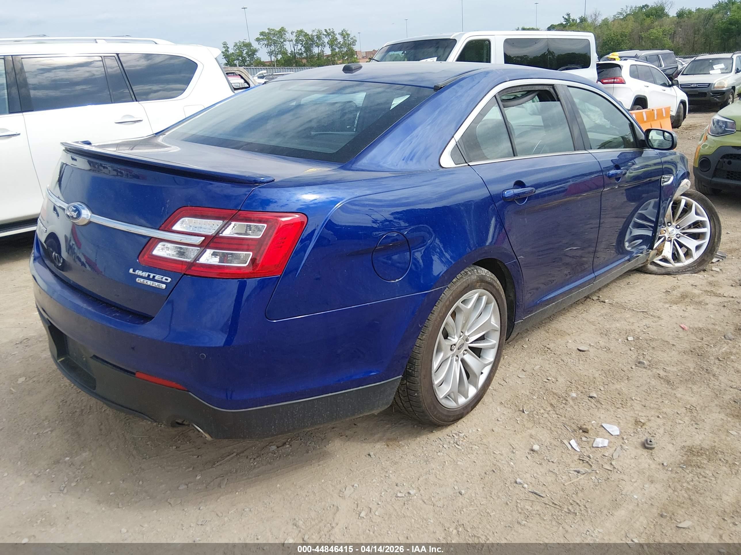 2015 Ford Taurus Limited Синий vin: 1FAHP2F85FG156743