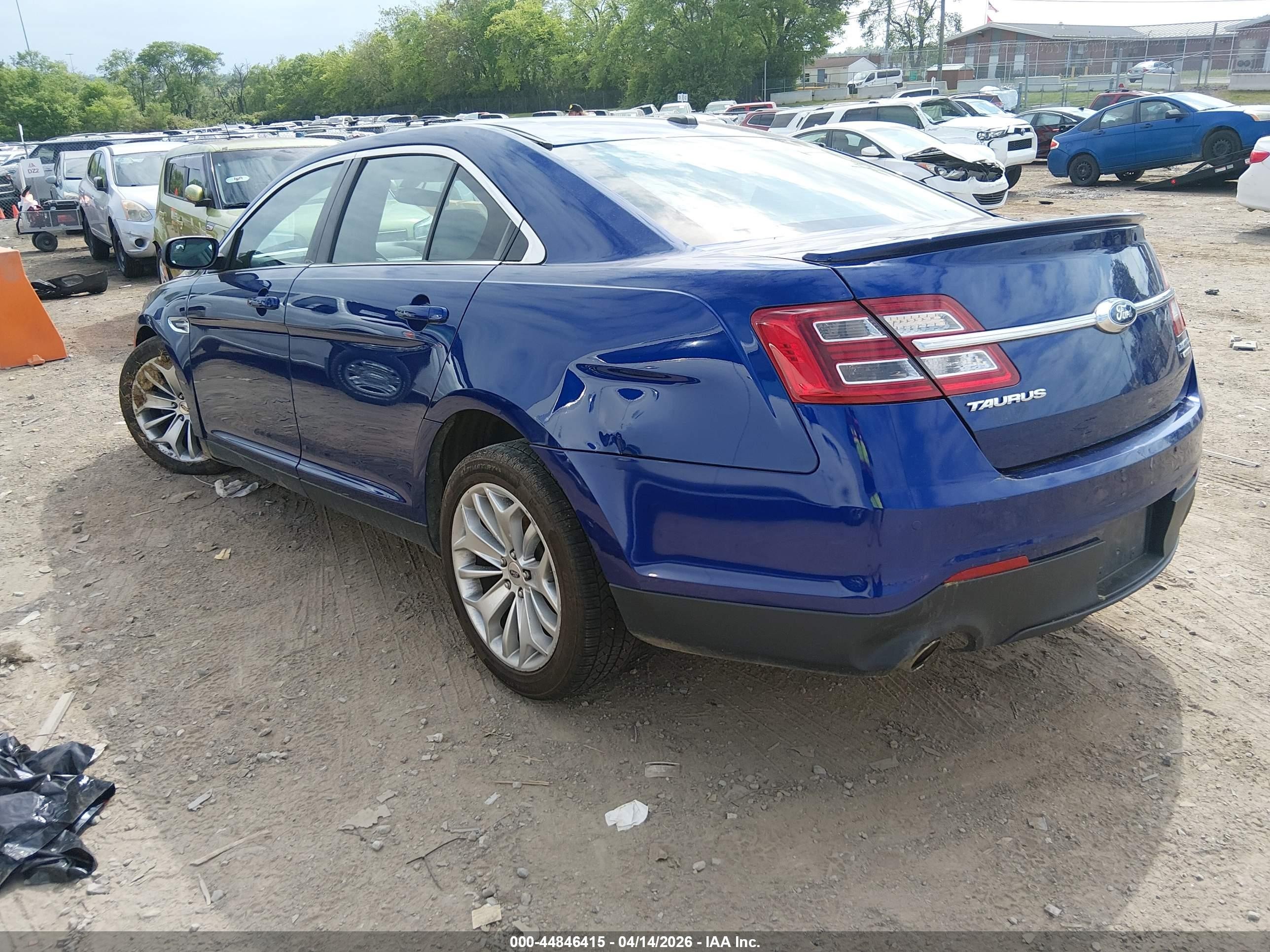 2015 Ford Taurus Limited Синий vin: 1FAHP2F85FG156743