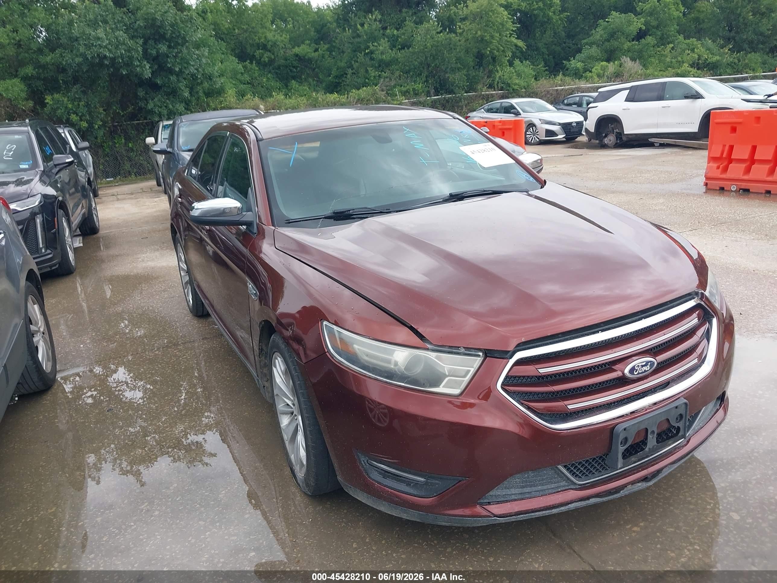 2015 Ford Taurus Limited Burgundy vin: 1FAHP2F85FG165586