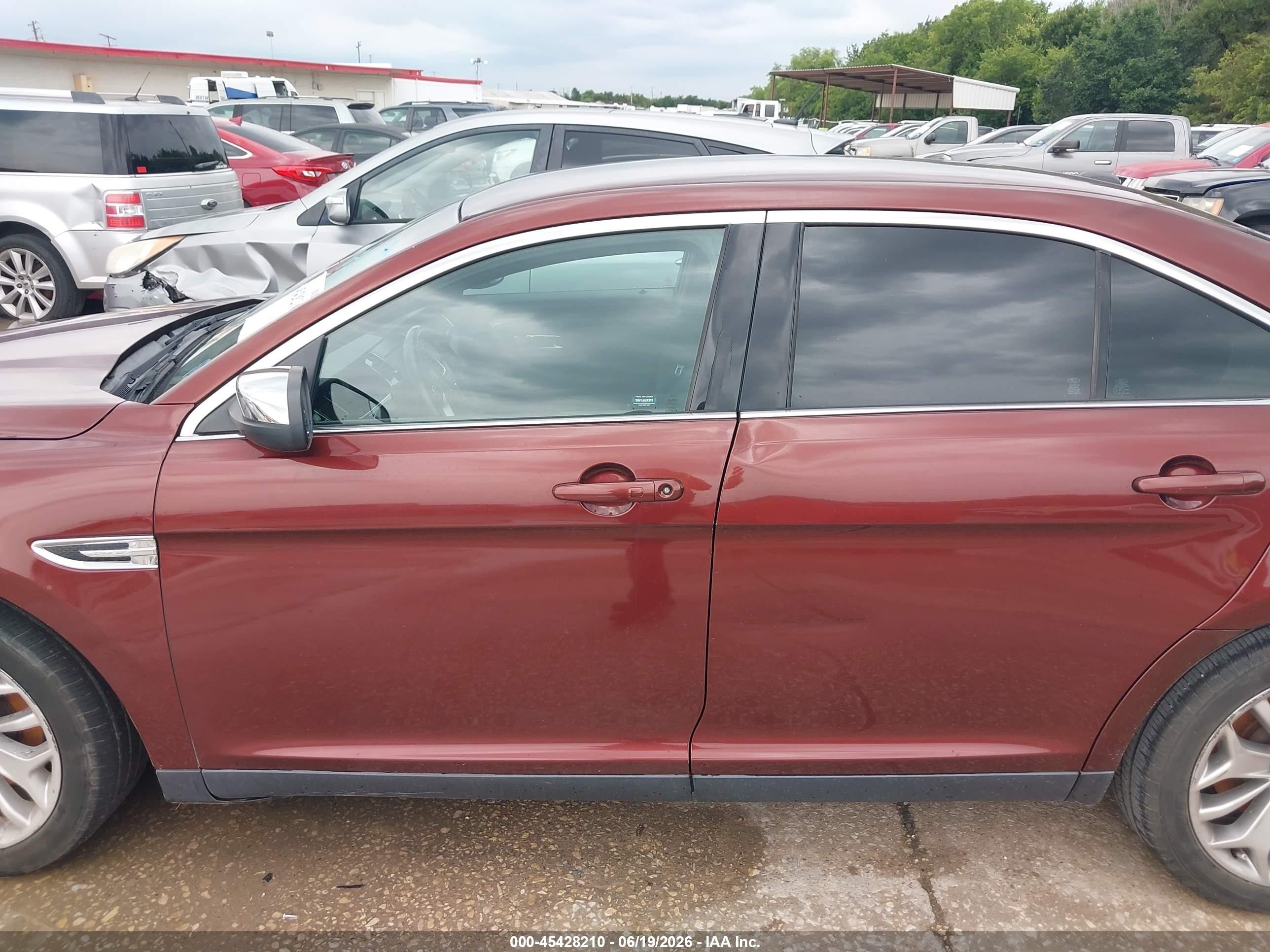 2015 Ford Taurus Limited Burgundy vin: 1FAHP2F85FG165586