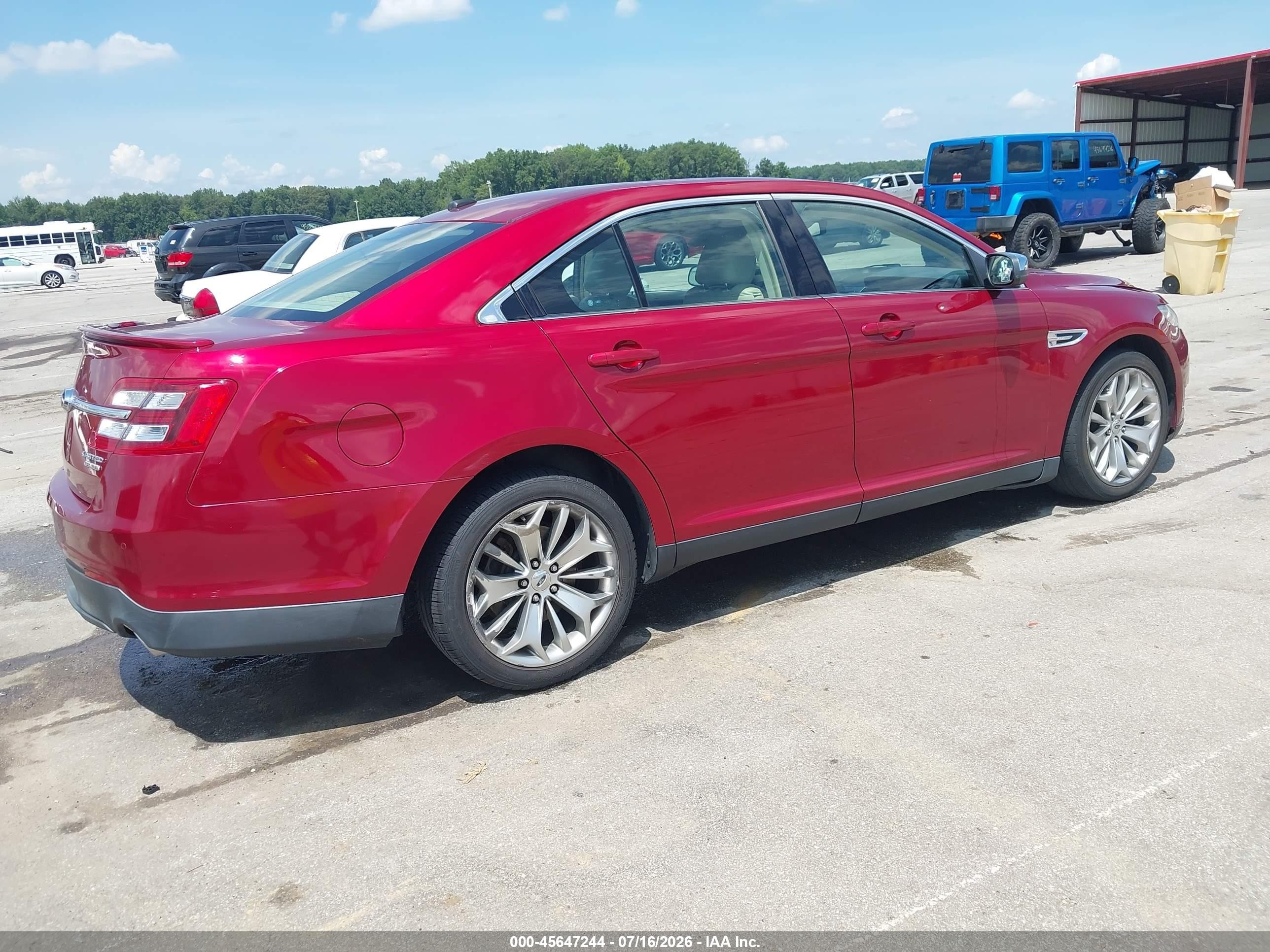 2013 Ford Taurus Limited Red vin: 1FAHP2F86DG127829