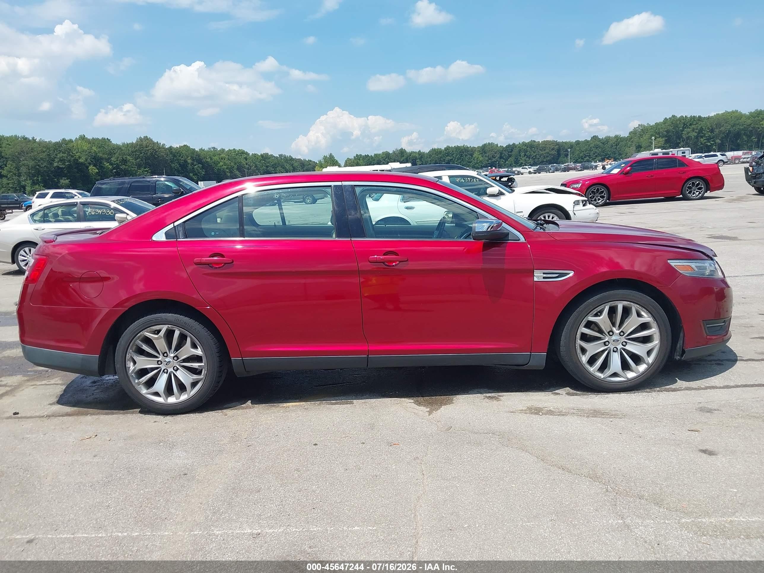 2013 Ford Taurus Limited Red vin: 1FAHP2F86DG127829