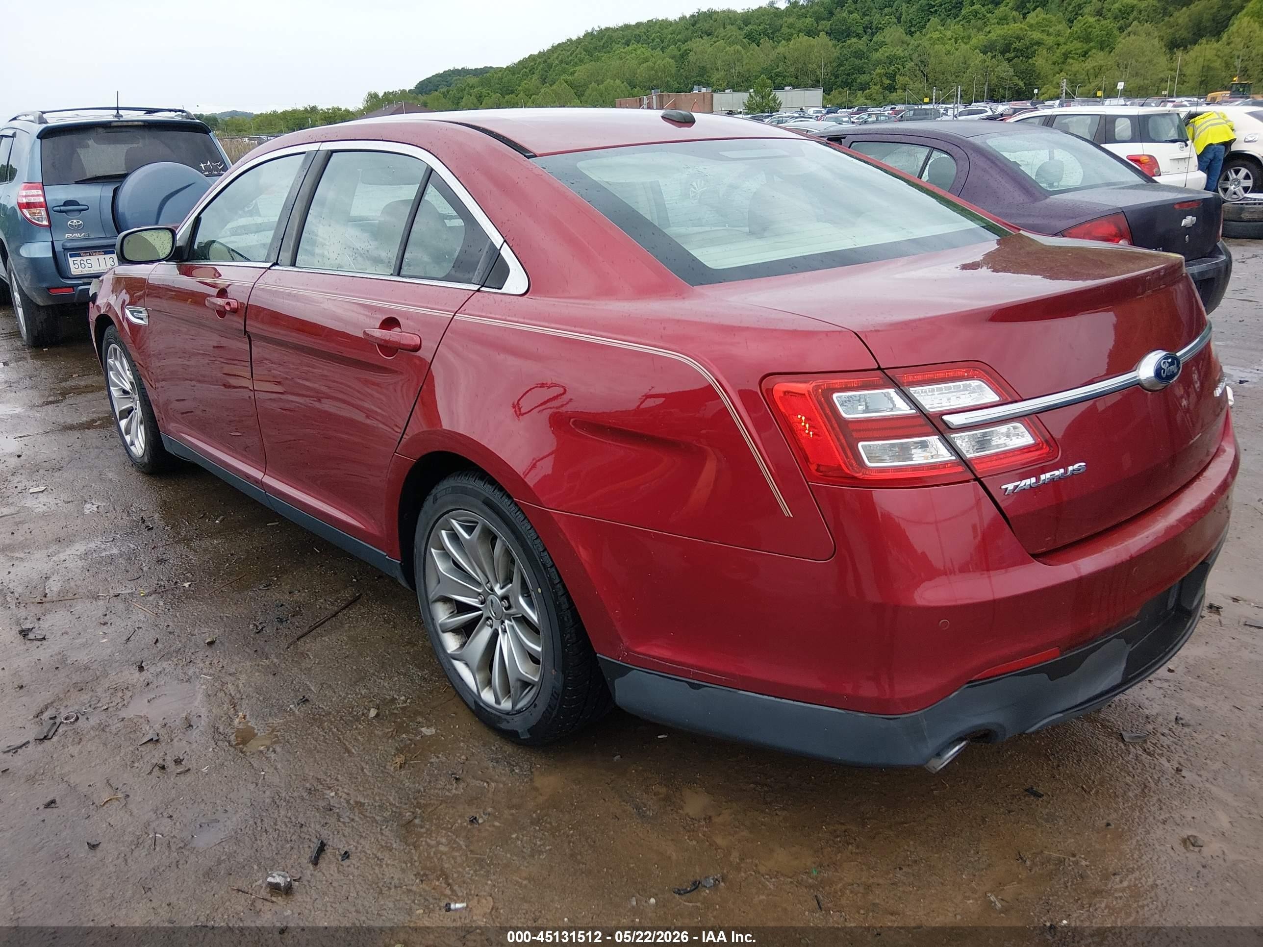 2013 Ford Taurus Limited Maroon vin: 1FAHP2F86DG131556