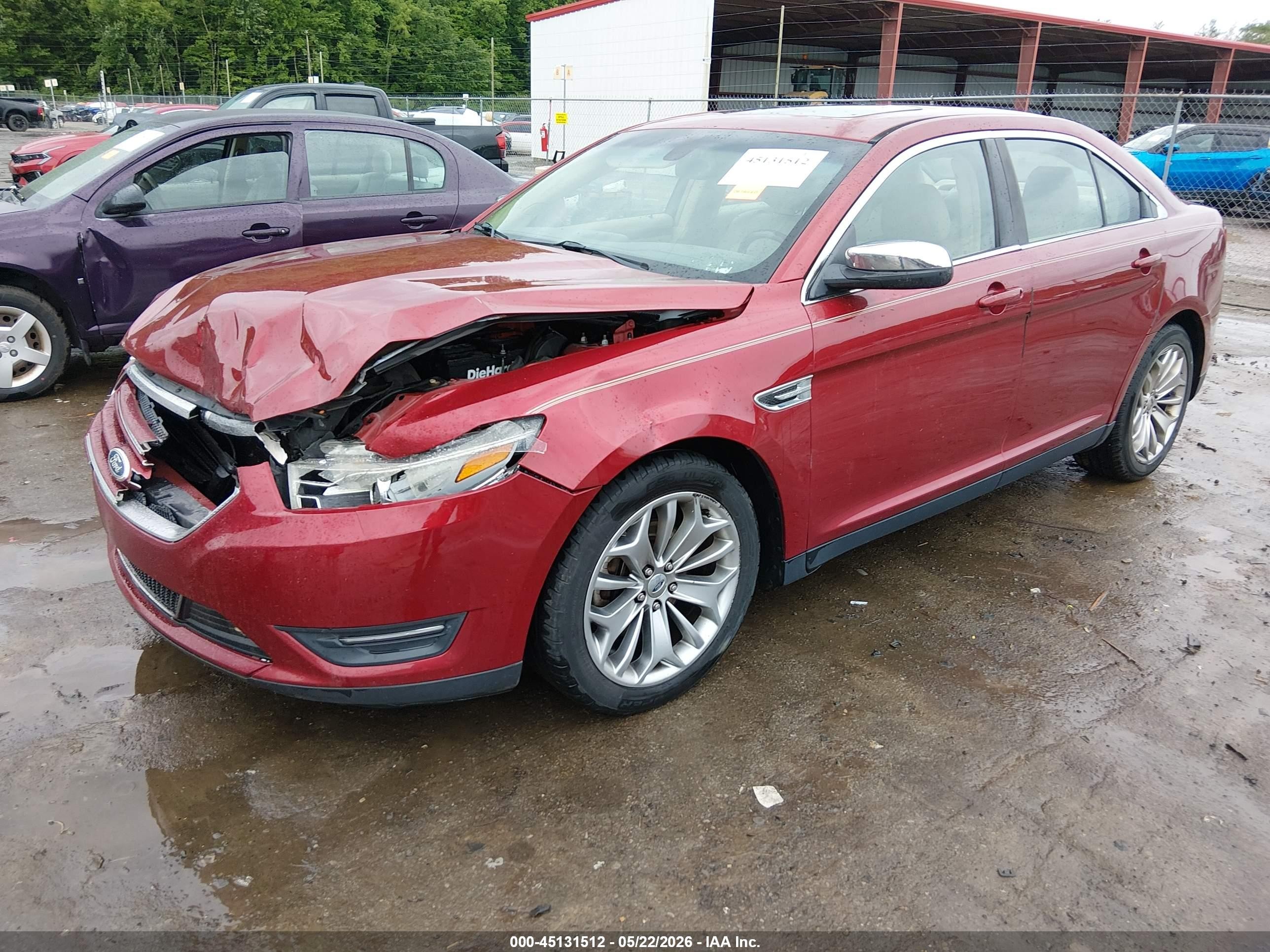 2013 Ford Taurus Limited Maroon vin: 1FAHP2F86DG131556