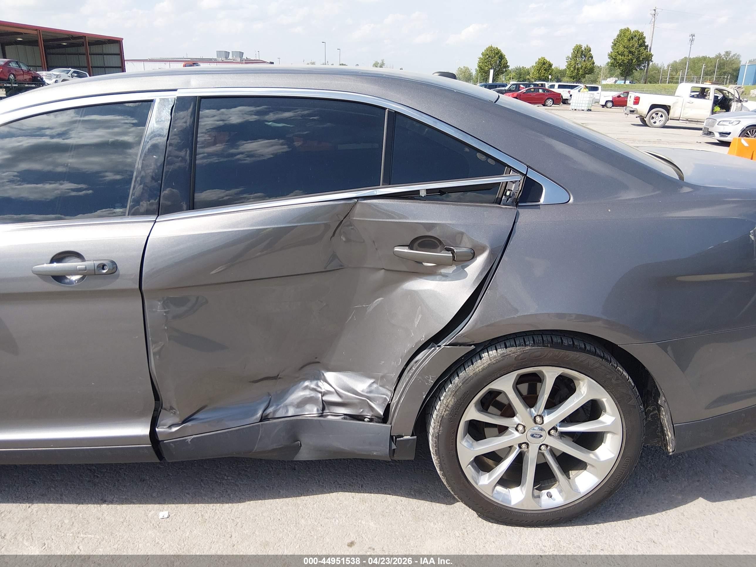 2013 Ford Taurus Limited Серый vin: 1FAHP2F86DG137647