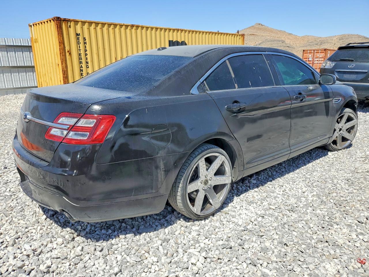 2013 Ford Taurus Police Black vin: 1FAHP2F86DG150589