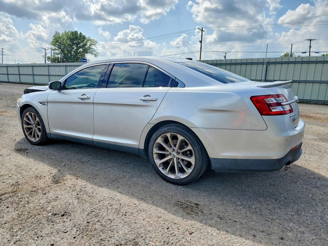 2013 Ford Taurus Limited Silver vin: 1FAHP2F86DG173807