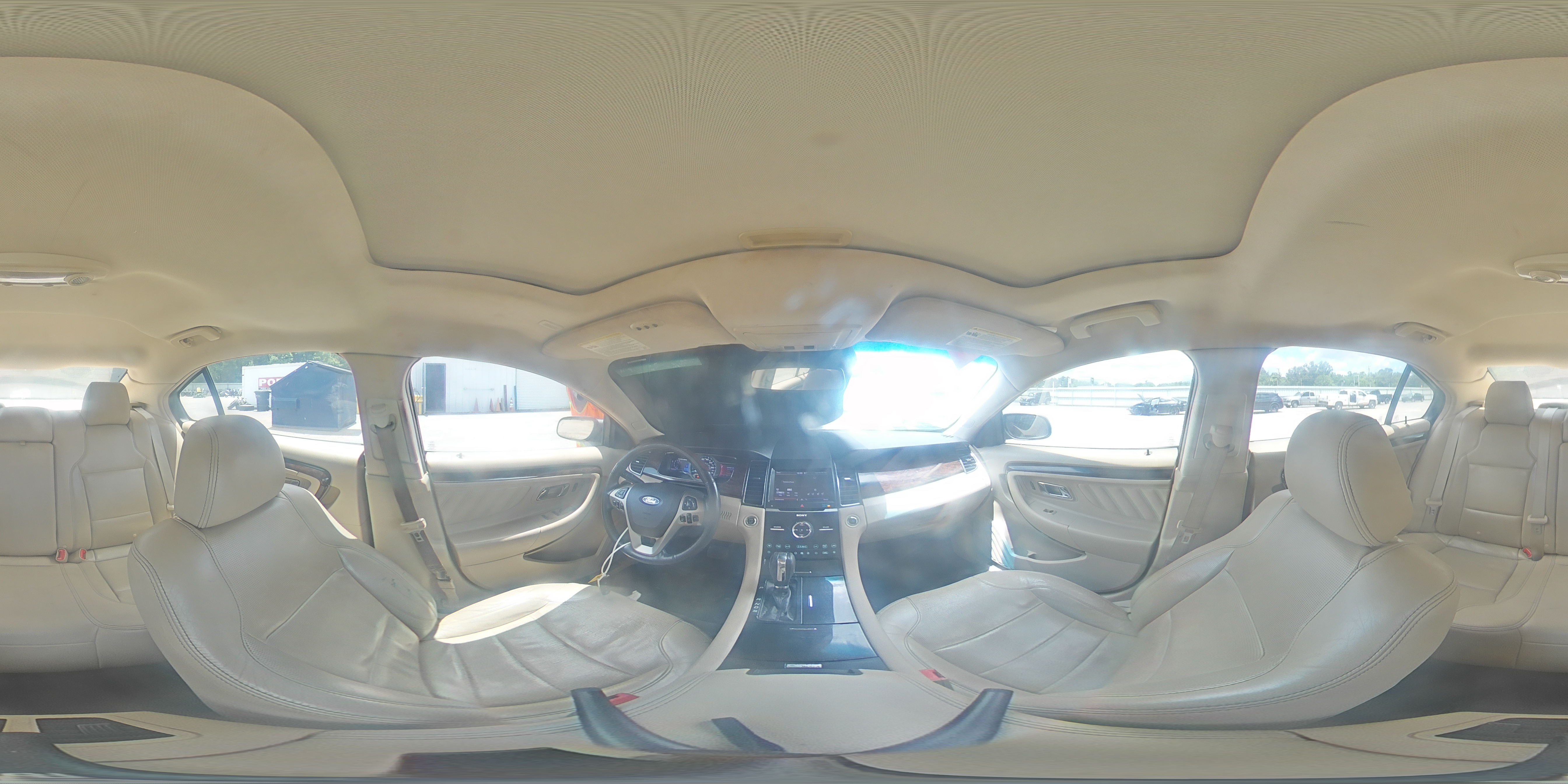 2013 Ford Taurus Limited Silver vin: 1FAHP2F86DG173807