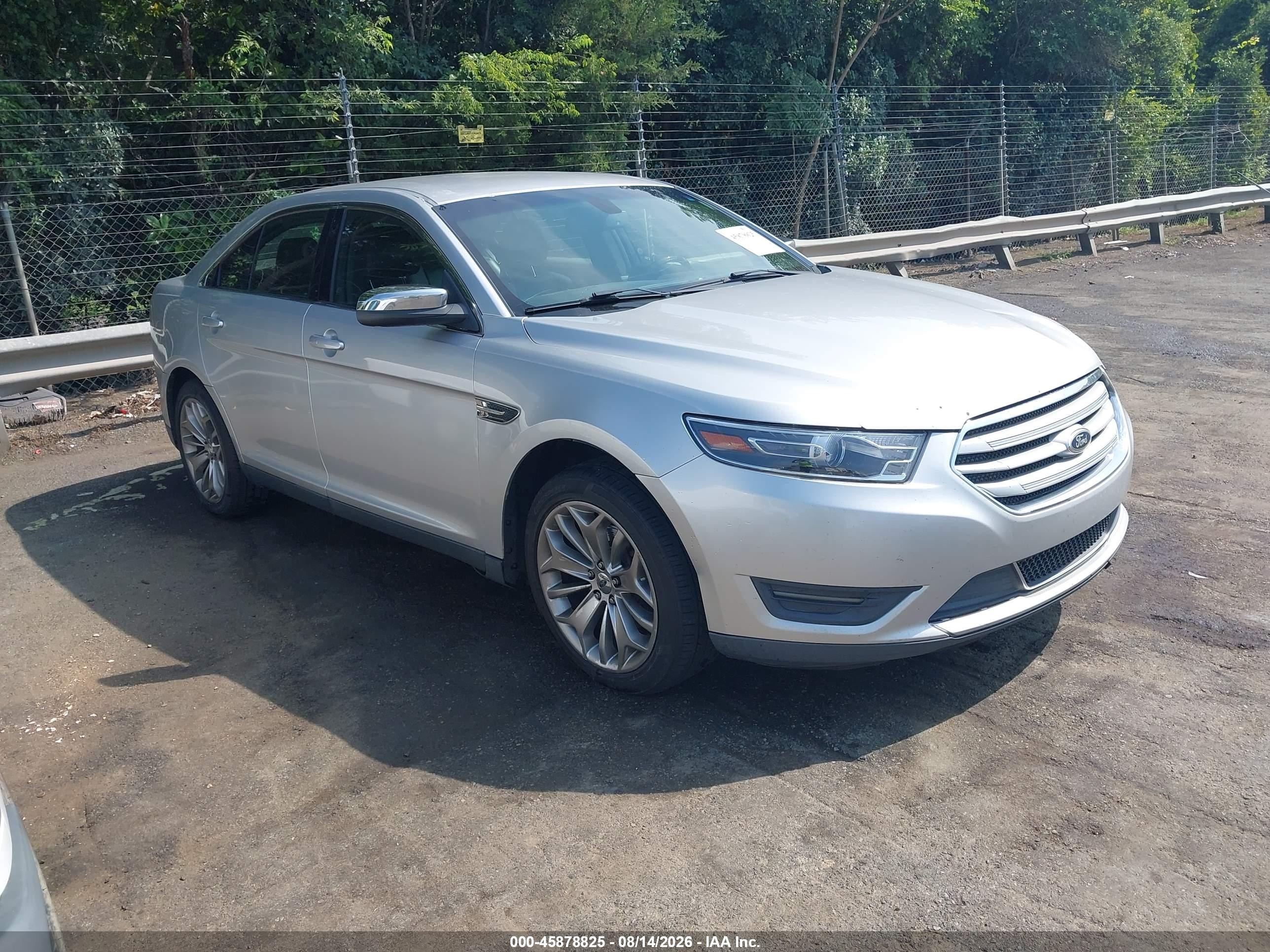 2013 Ford Taurus Limited Silver vin: 1FAHP2F86DG185603