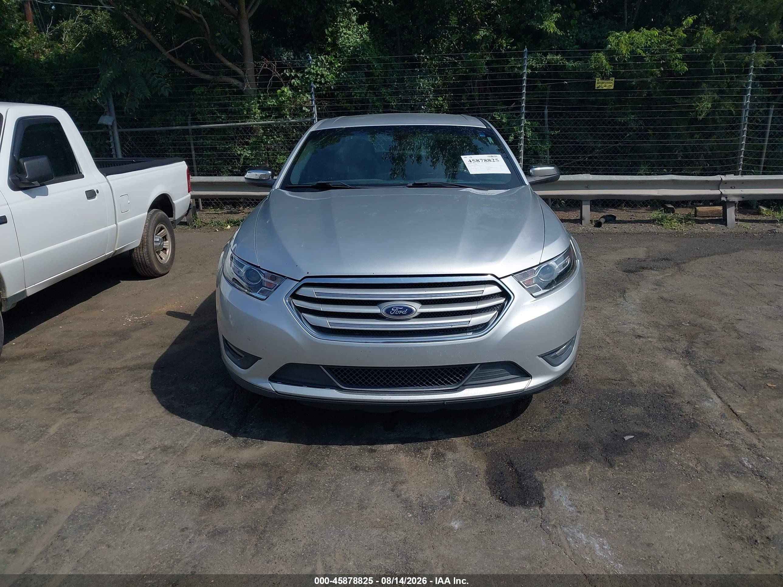 2013 Ford Taurus Limited Silver vin: 1FAHP2F86DG185603