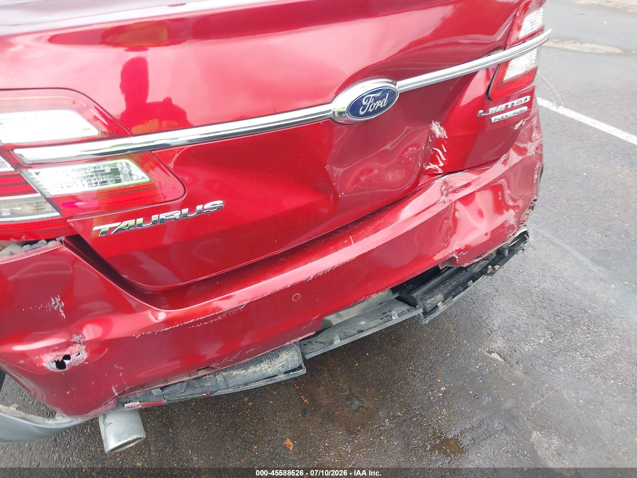 2013 Ford Taurus Limited Red vin: 1FAHP2F86DG189201