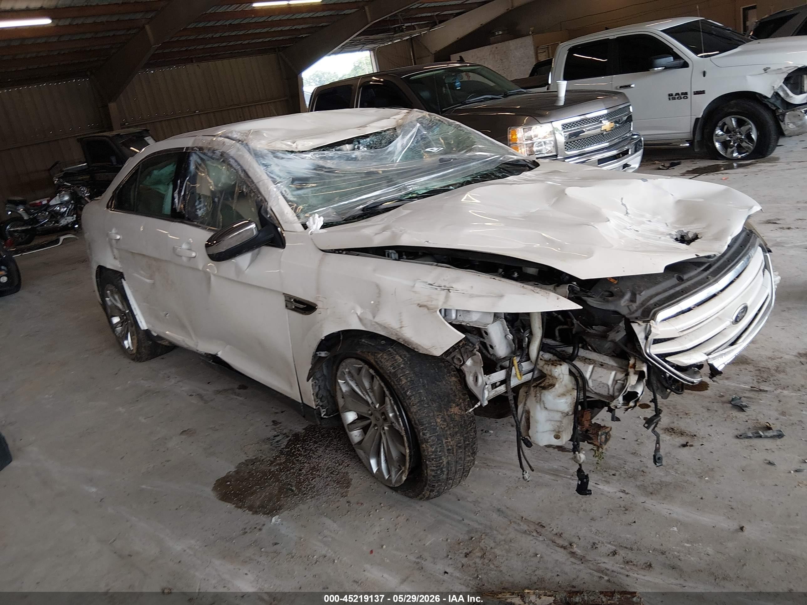 2013 Ford Taurus Limited White vin: 1FAHP2F86DG193457