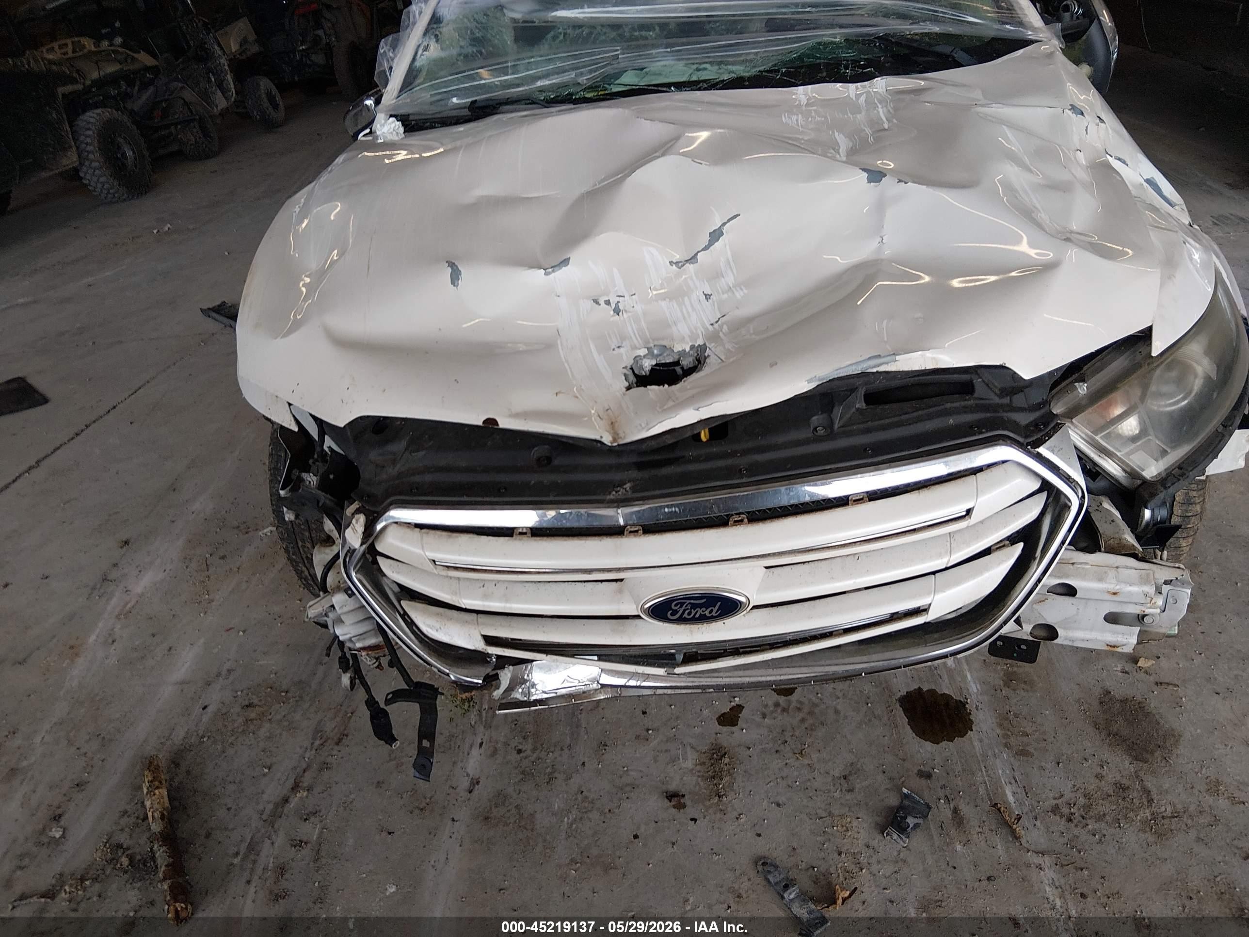 2013 Ford Taurus Limited White vin: 1FAHP2F86DG193457