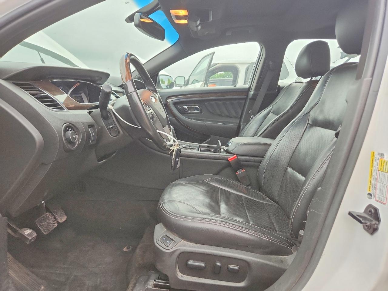 2013 Ford Taurus Limited White vin: 1FAHP2F86DG212119