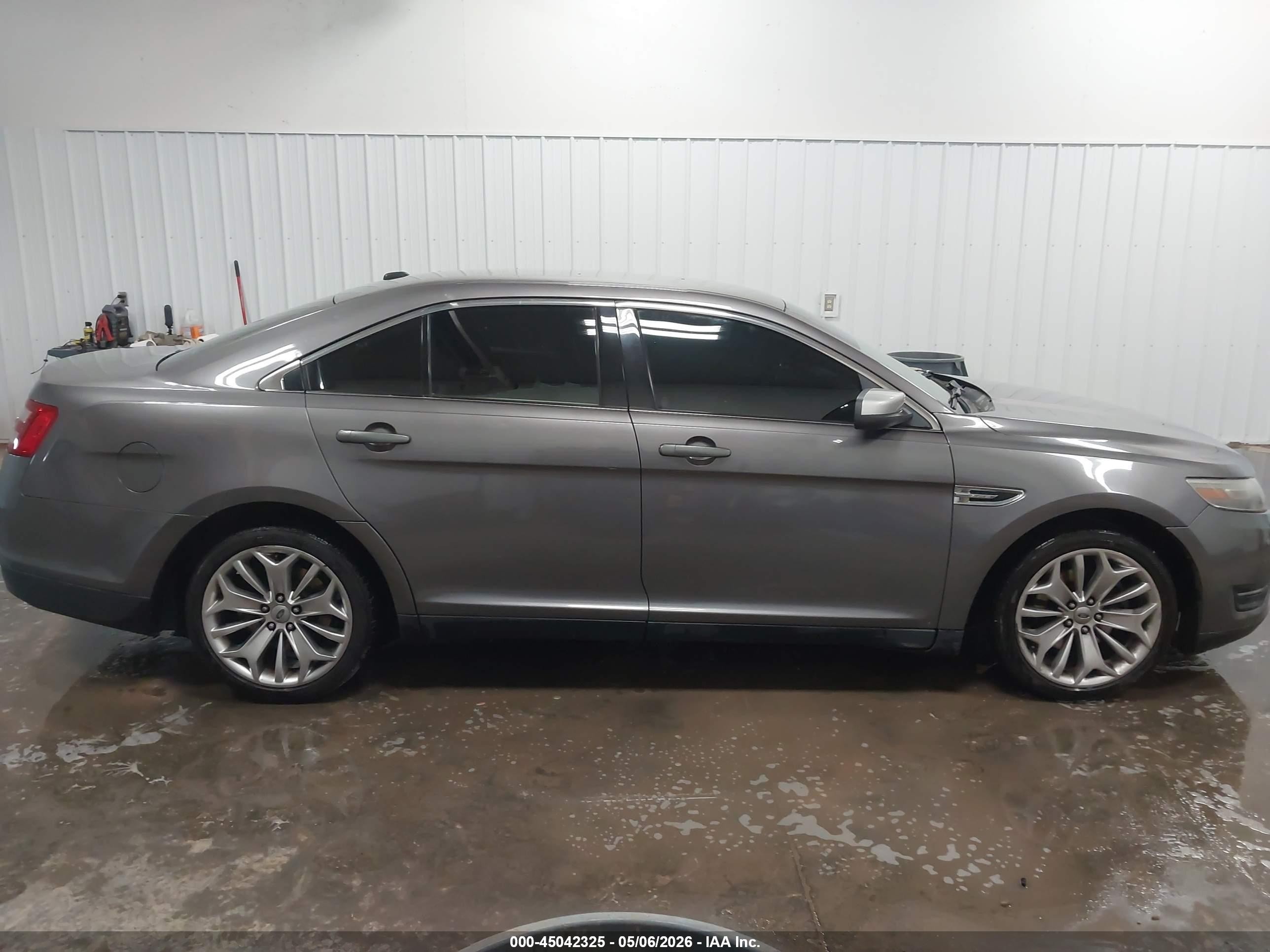 2013 Ford Taurus Limited Gray vin: 1FAHP2F86DG212377