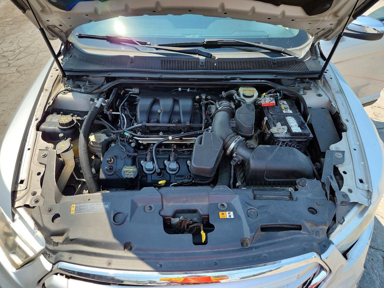 2013 Ford Taurus Limited Silver vin: 1FAHP2F86DG214534