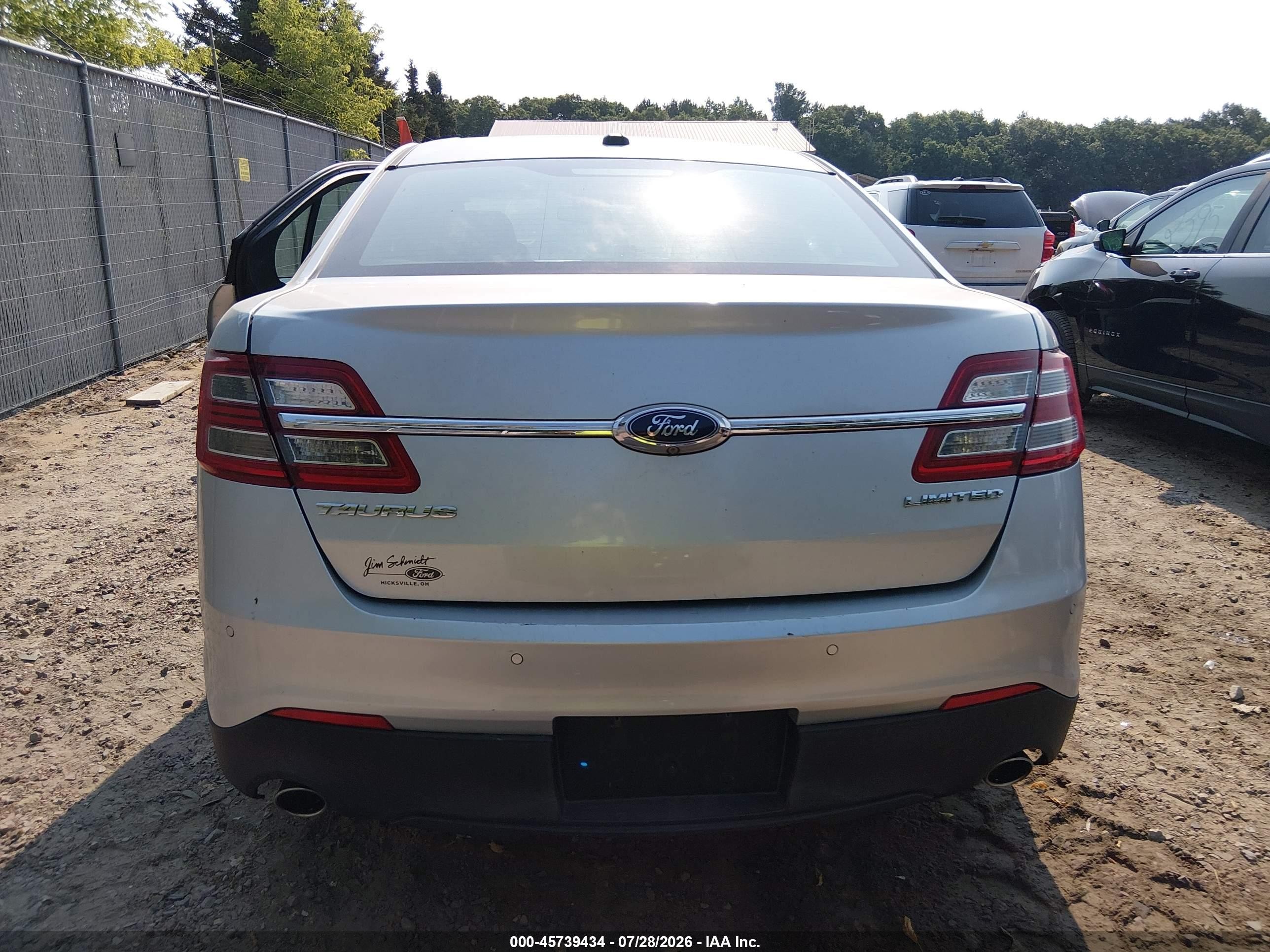 2014 Ford Taurus Limited Silver vin: 1FAHP2F86EG115519