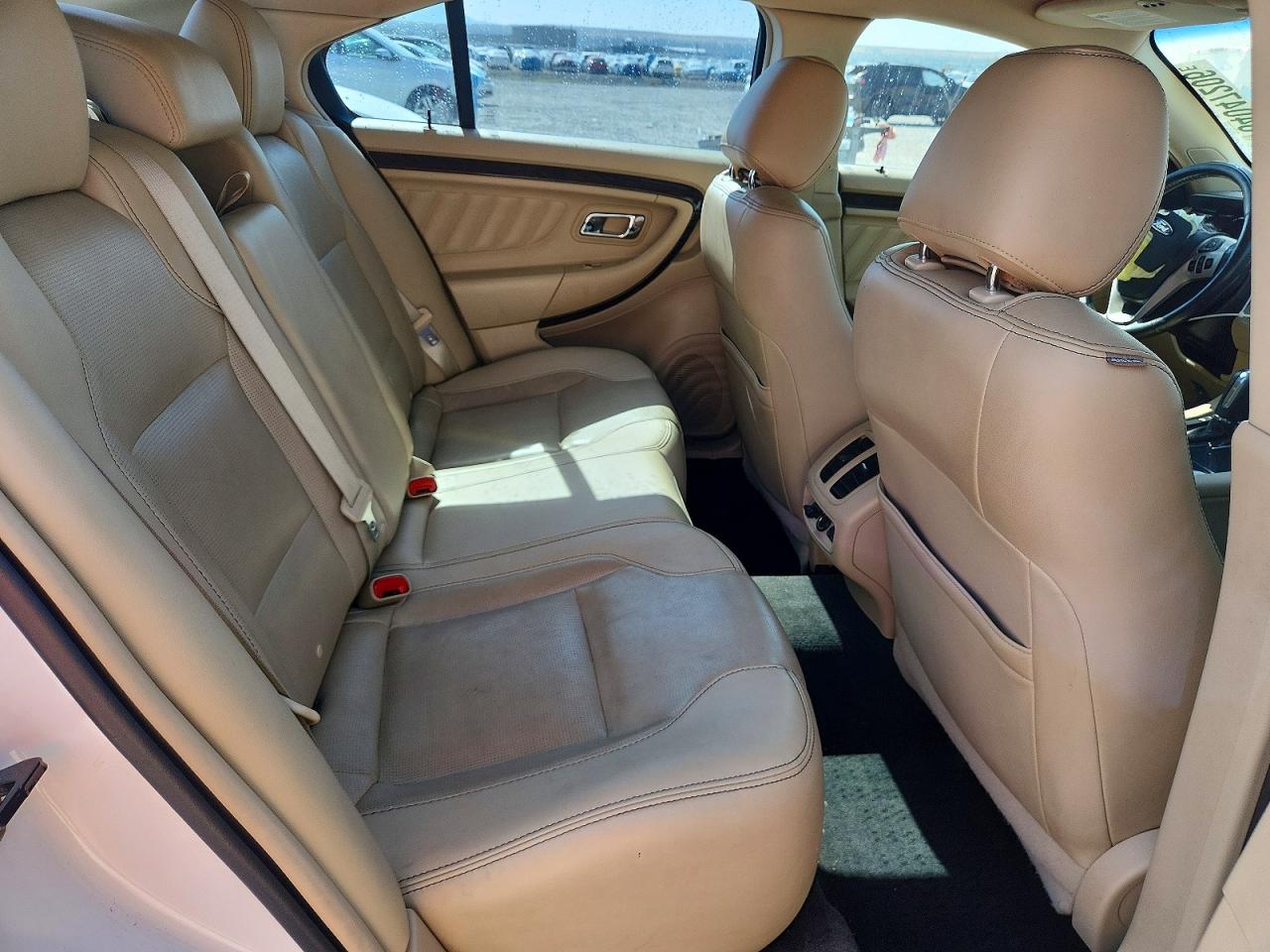 2014 Ford Taurus Limited Белый vin: 1FAHP2F86EG141022