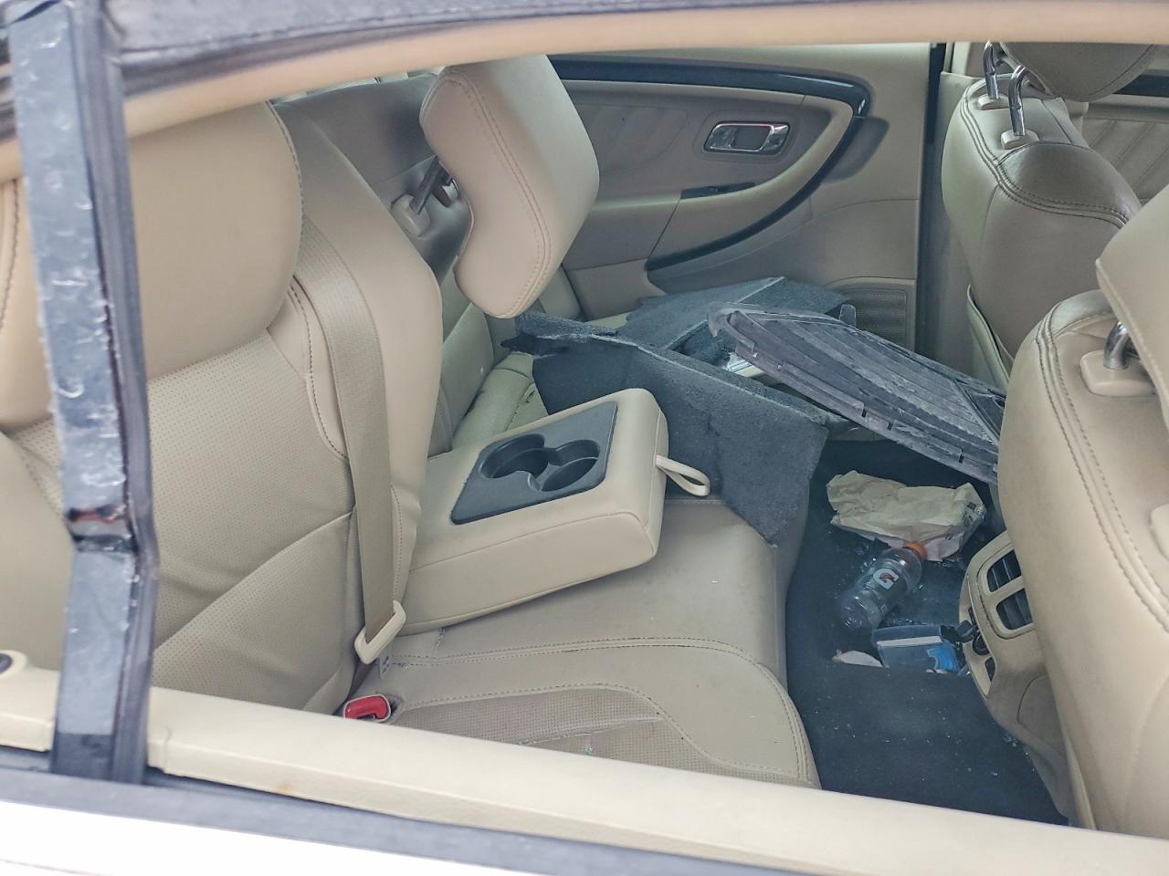 2014 Ford Taurus Limited White vin: 1FAHP2F86EG150190