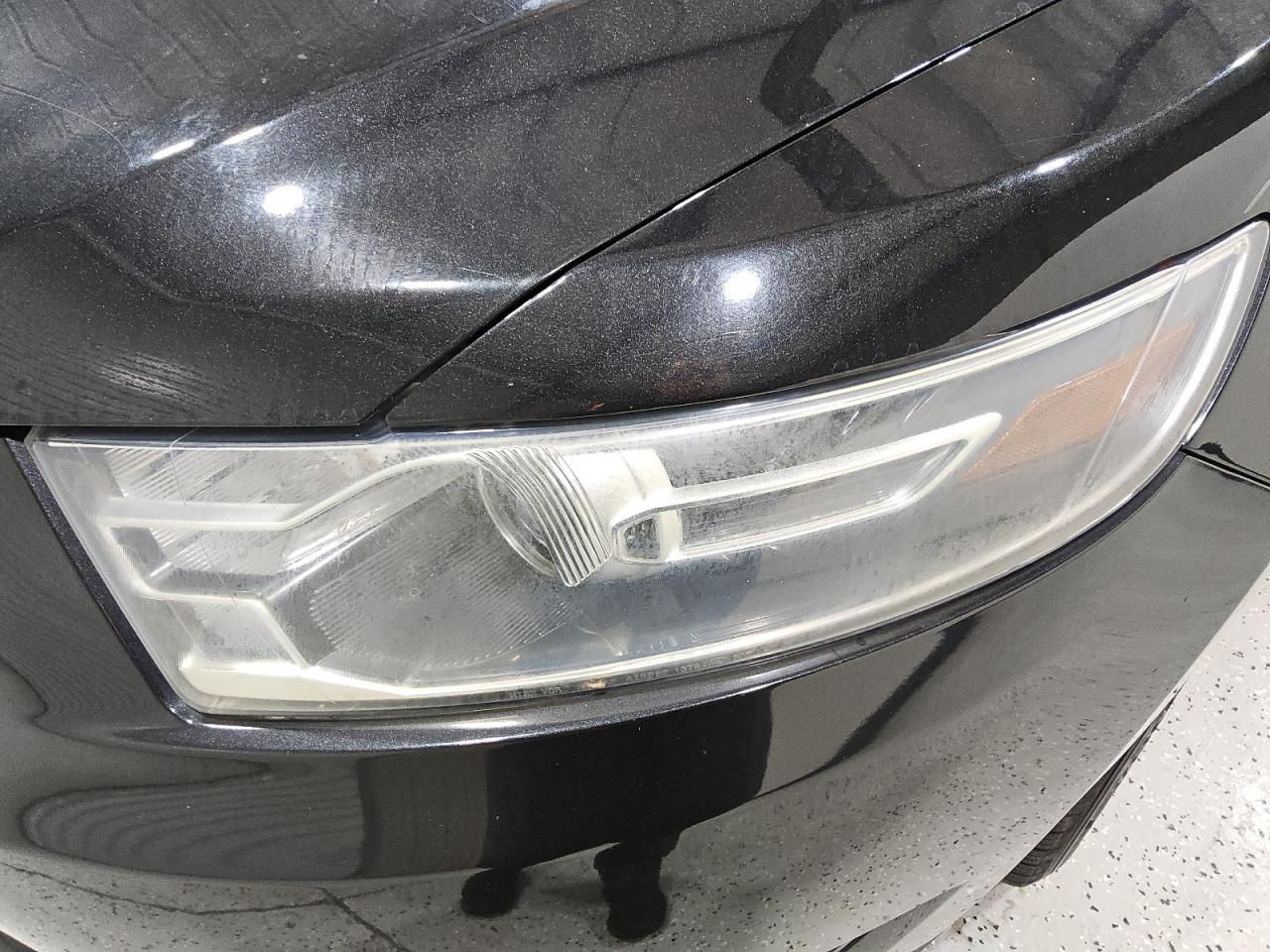 2014 Ford Taurus Limited Черный vin: 1FAHP2F86EG179303 Damage: Left Head Lamp, Faded, Repair Required