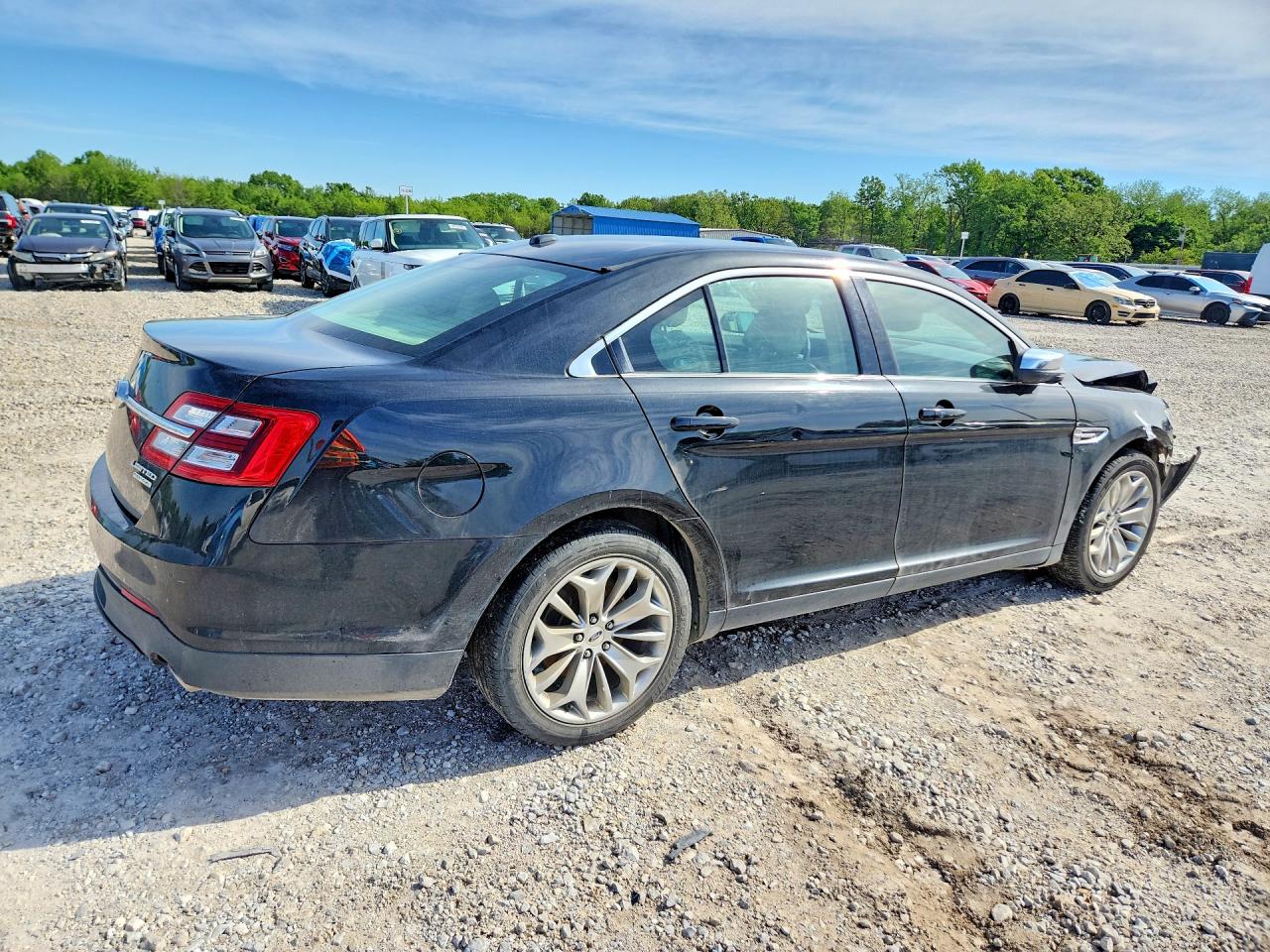 2015 Ford Taurus Limited Черный vin: 1FAHP2F86FG117594