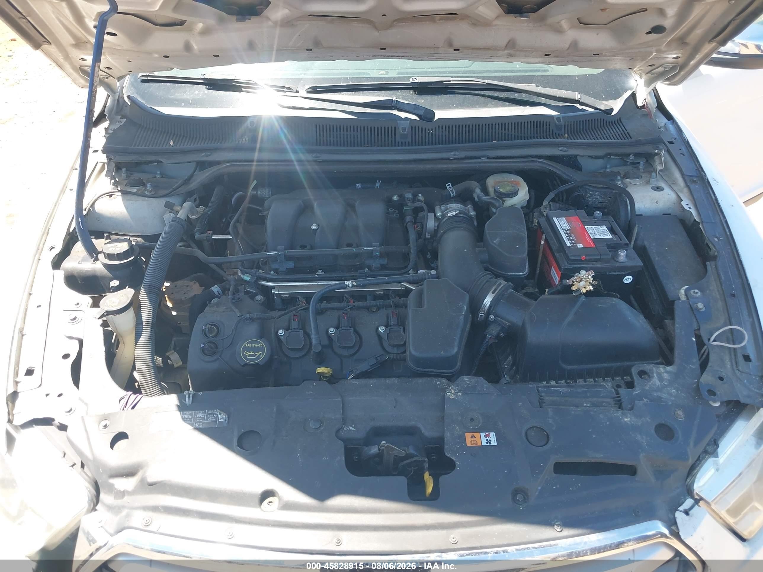 2015 Ford Taurus Limited Белый vin: 1FAHP2F86FG165600