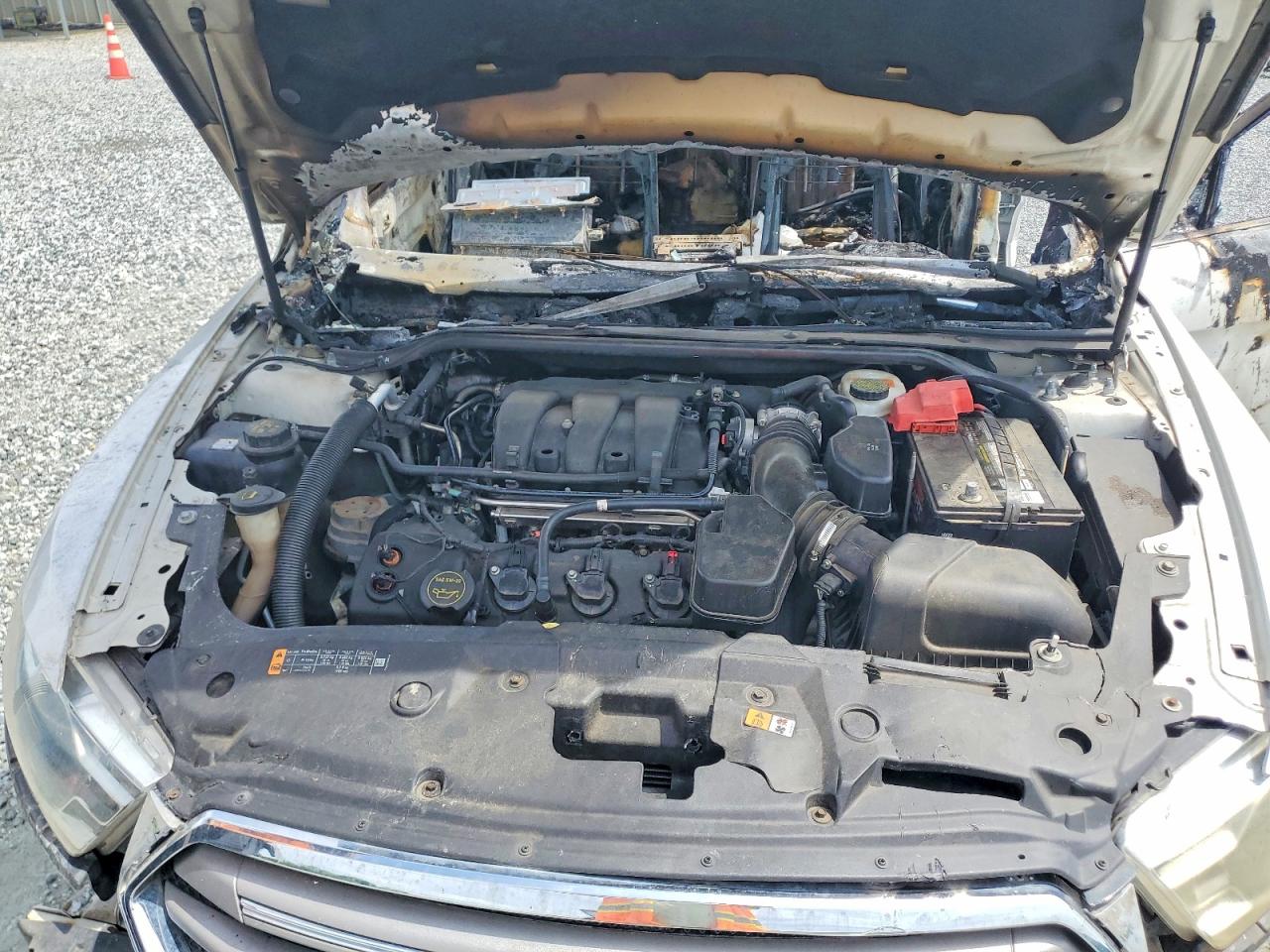 2015 Ford Taurus Limited Burn vin: 1FAHP2F86FG168853