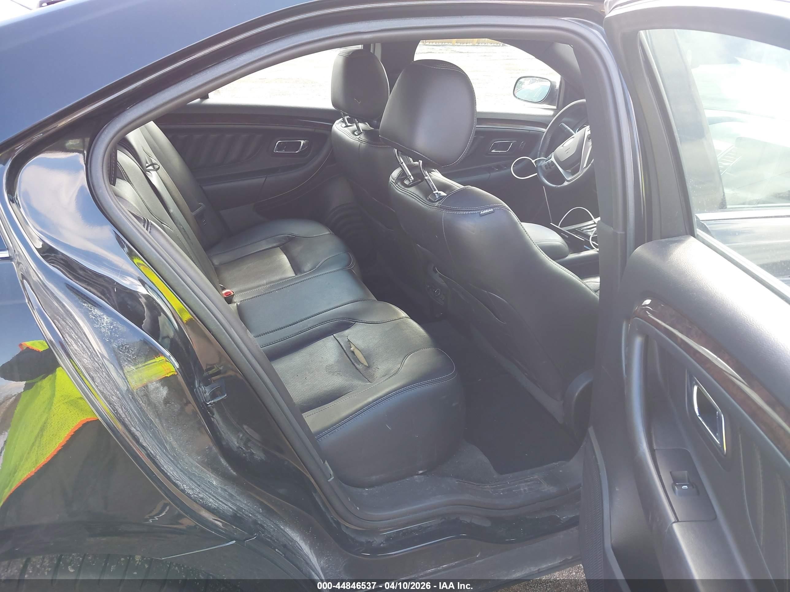 2015 Ford Taurus Limited Черный vin: 1FAHP2F86FG172577